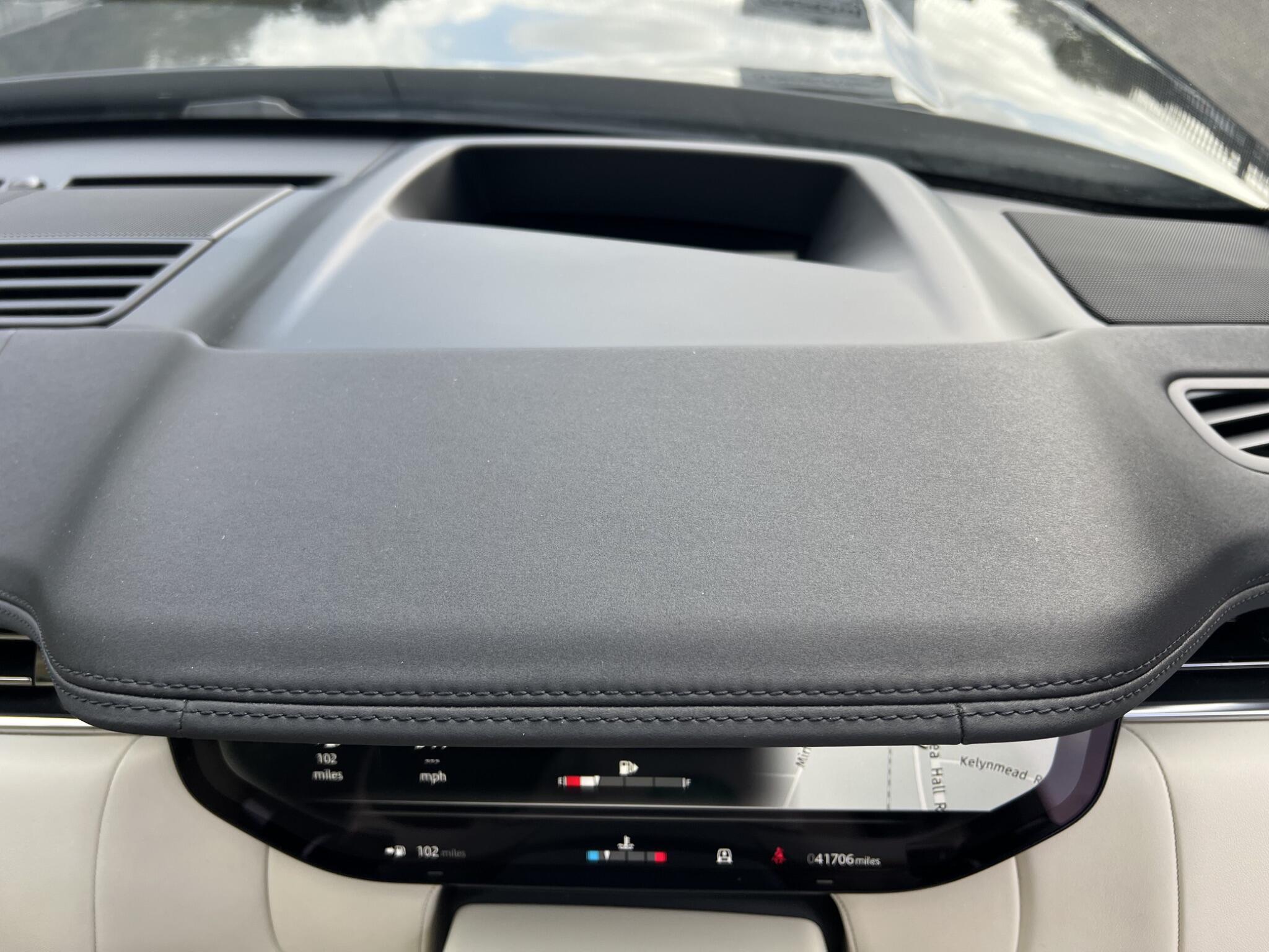 Land Rover Range Rover view 35