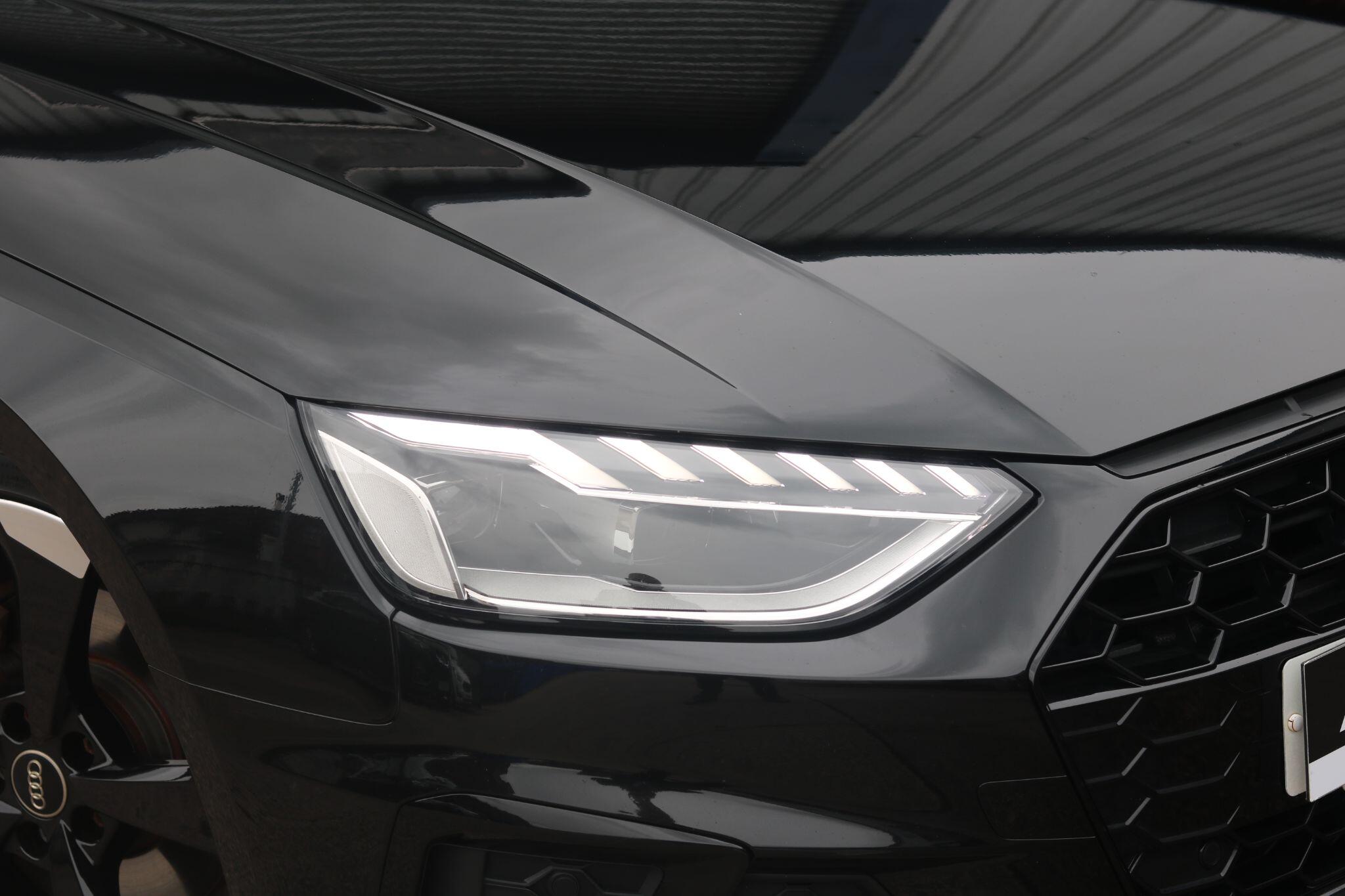 Audi A4 view 10