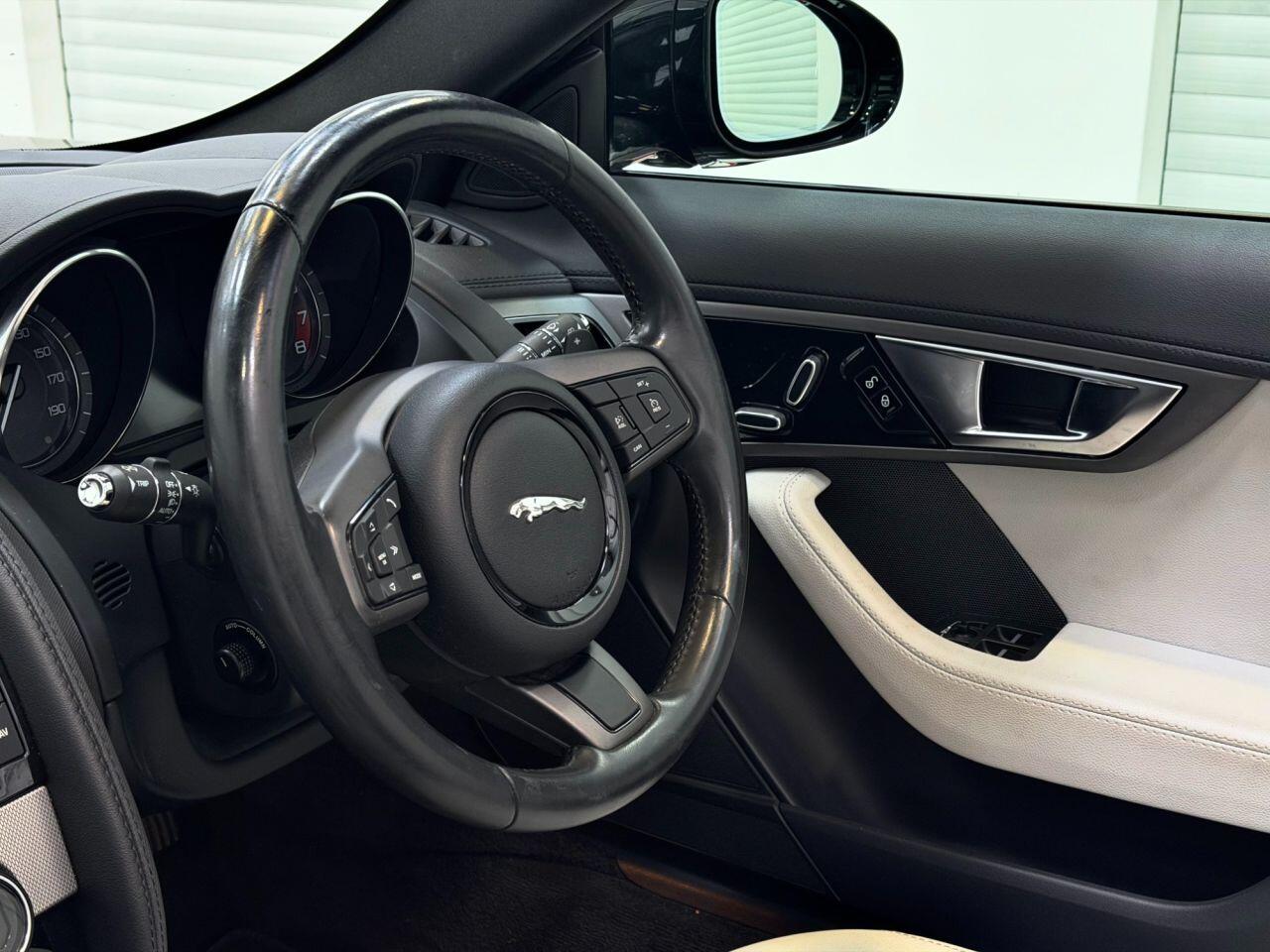 Jaguar F-Type view 47
