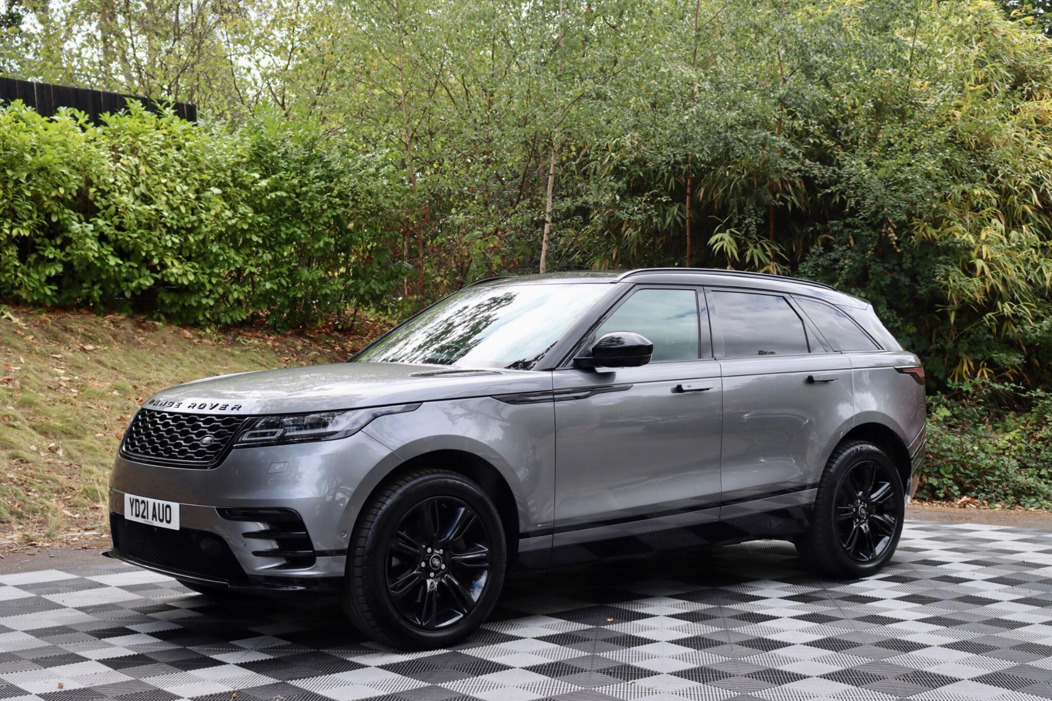 Land Rover Range Rover Velar view 15