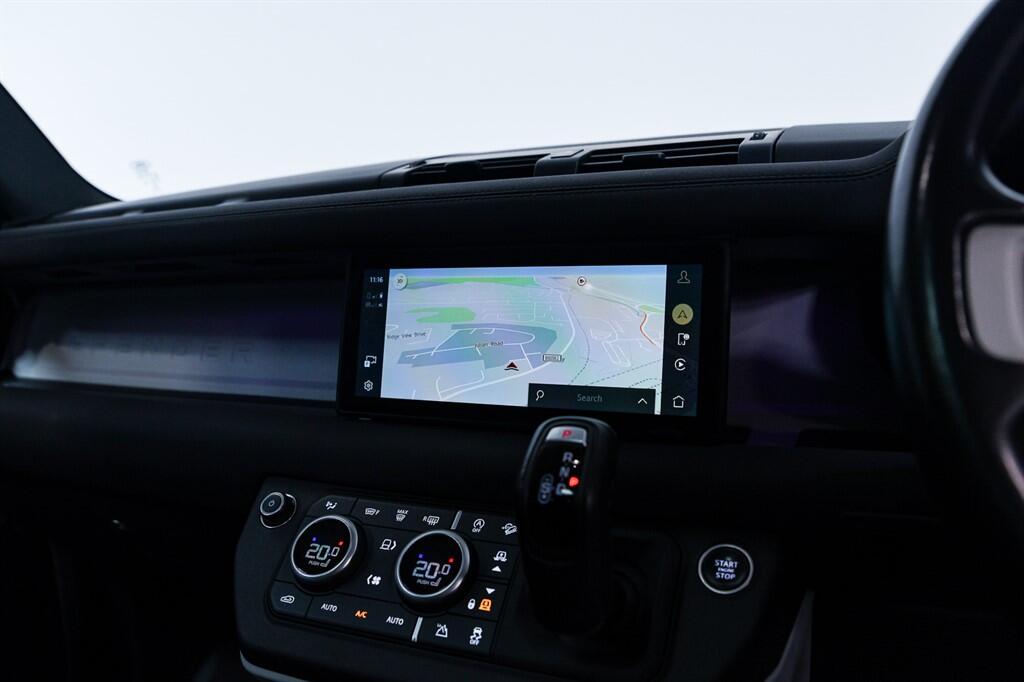 Land Rover Defender view 21