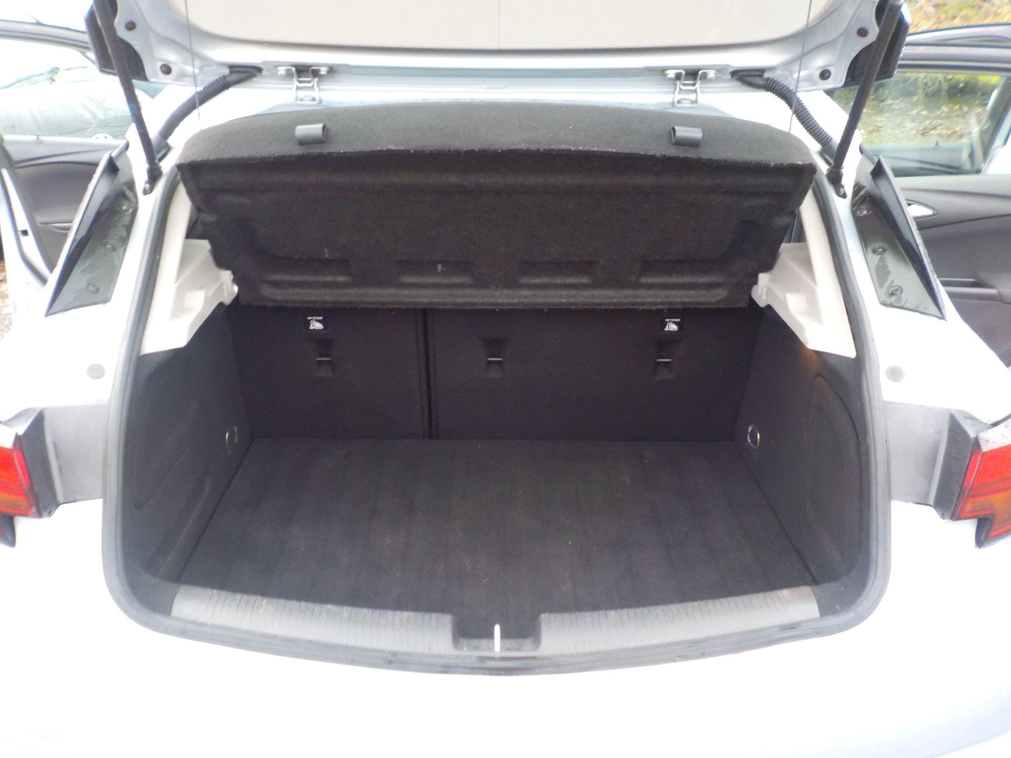 Vauxhall Astra 1.4i Turbo Design Euro 6 5dr