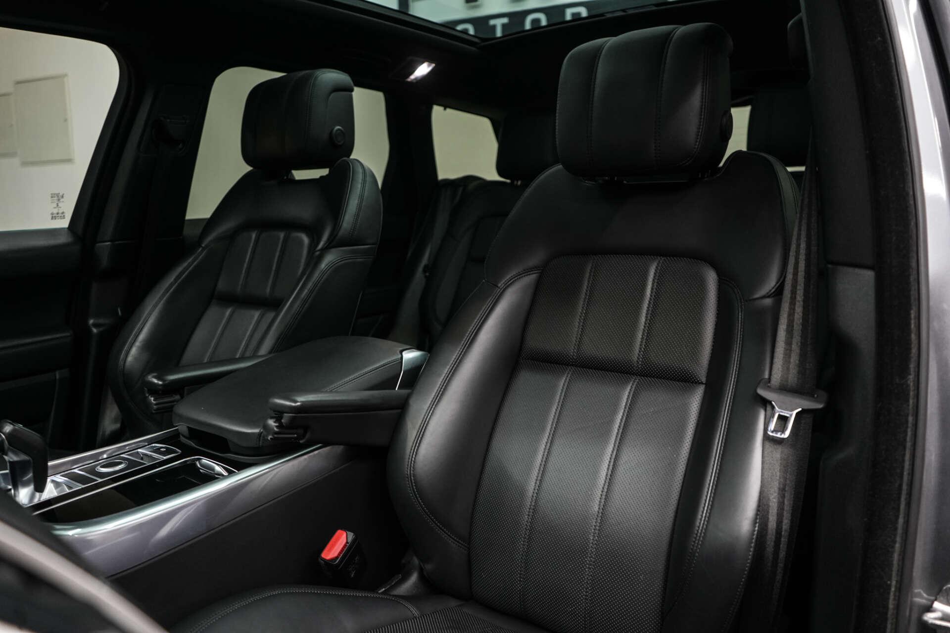 Land Rover Range Rover Sport view 15