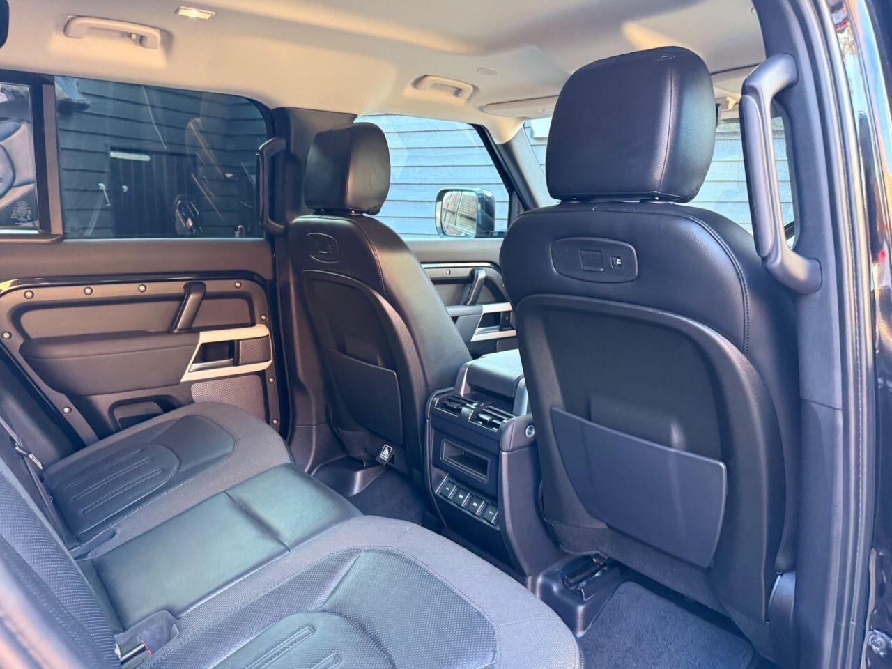 Land Rover Defender view 16