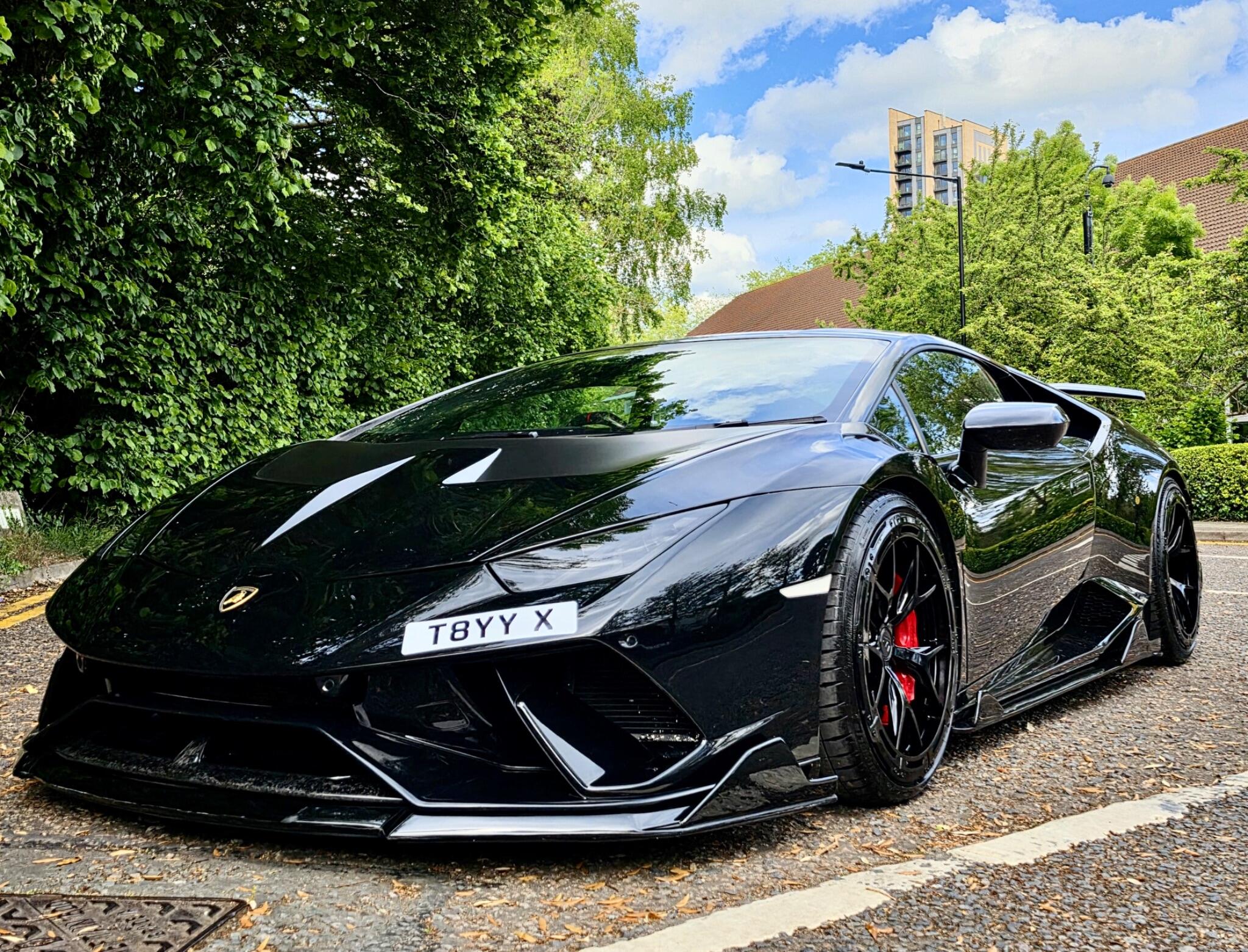 Lamborghini Huracan view 19