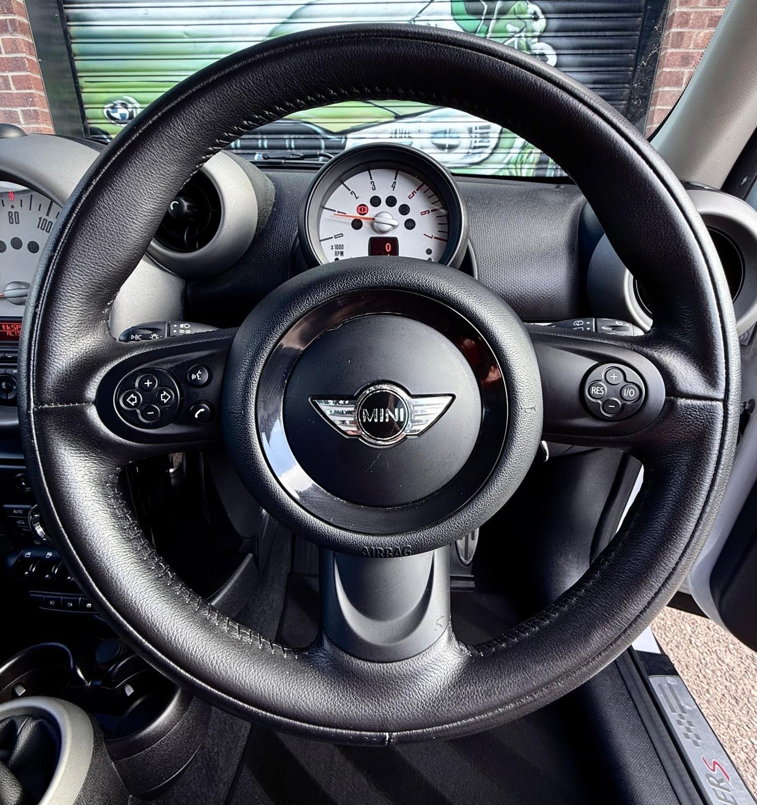 MINI Countryman view 87