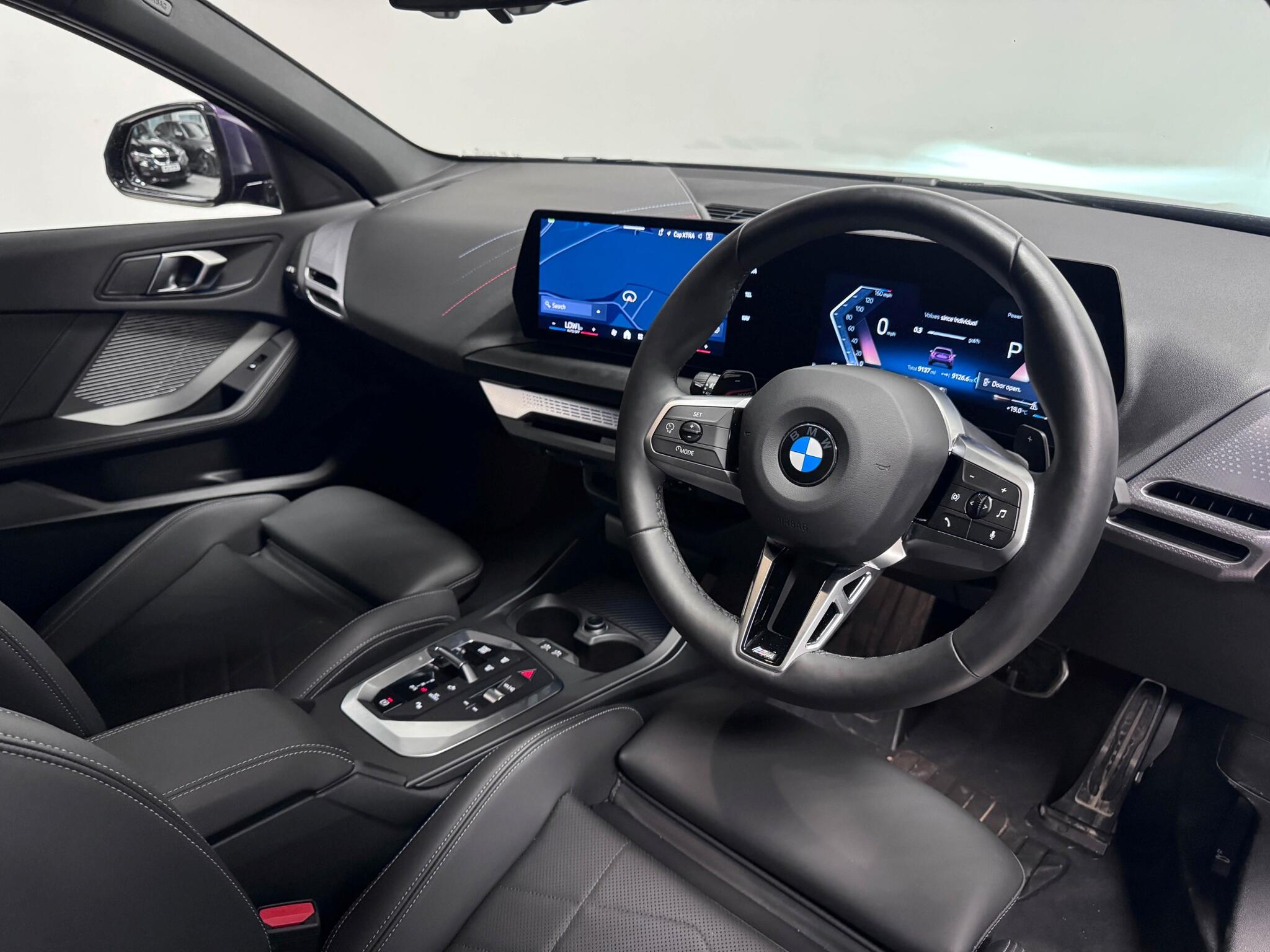 BMW 1 Series view 29