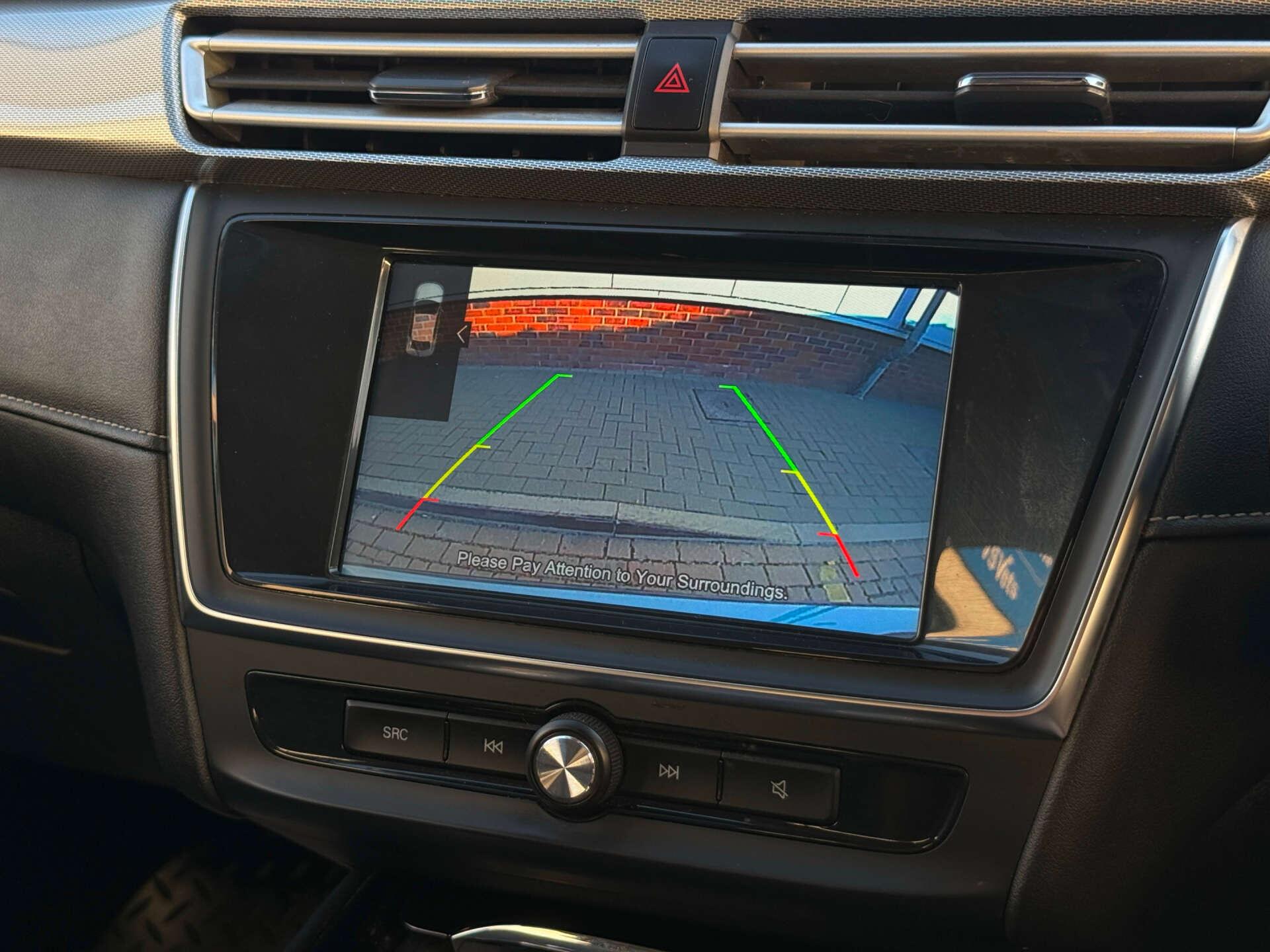 MG MG5 view 65
