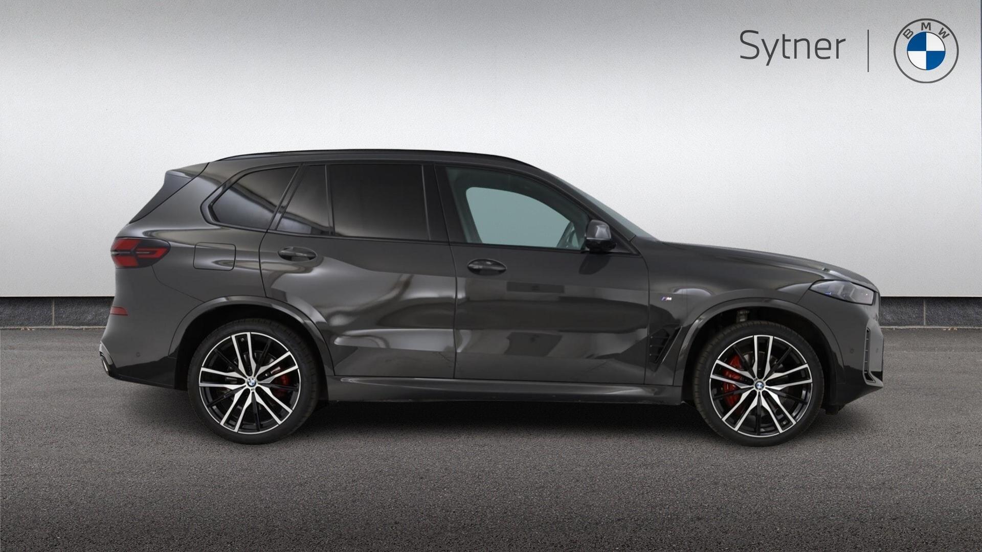 BMW X5 view 3