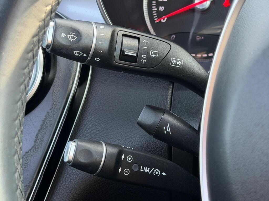 Mercedes-Benz GLC view 47