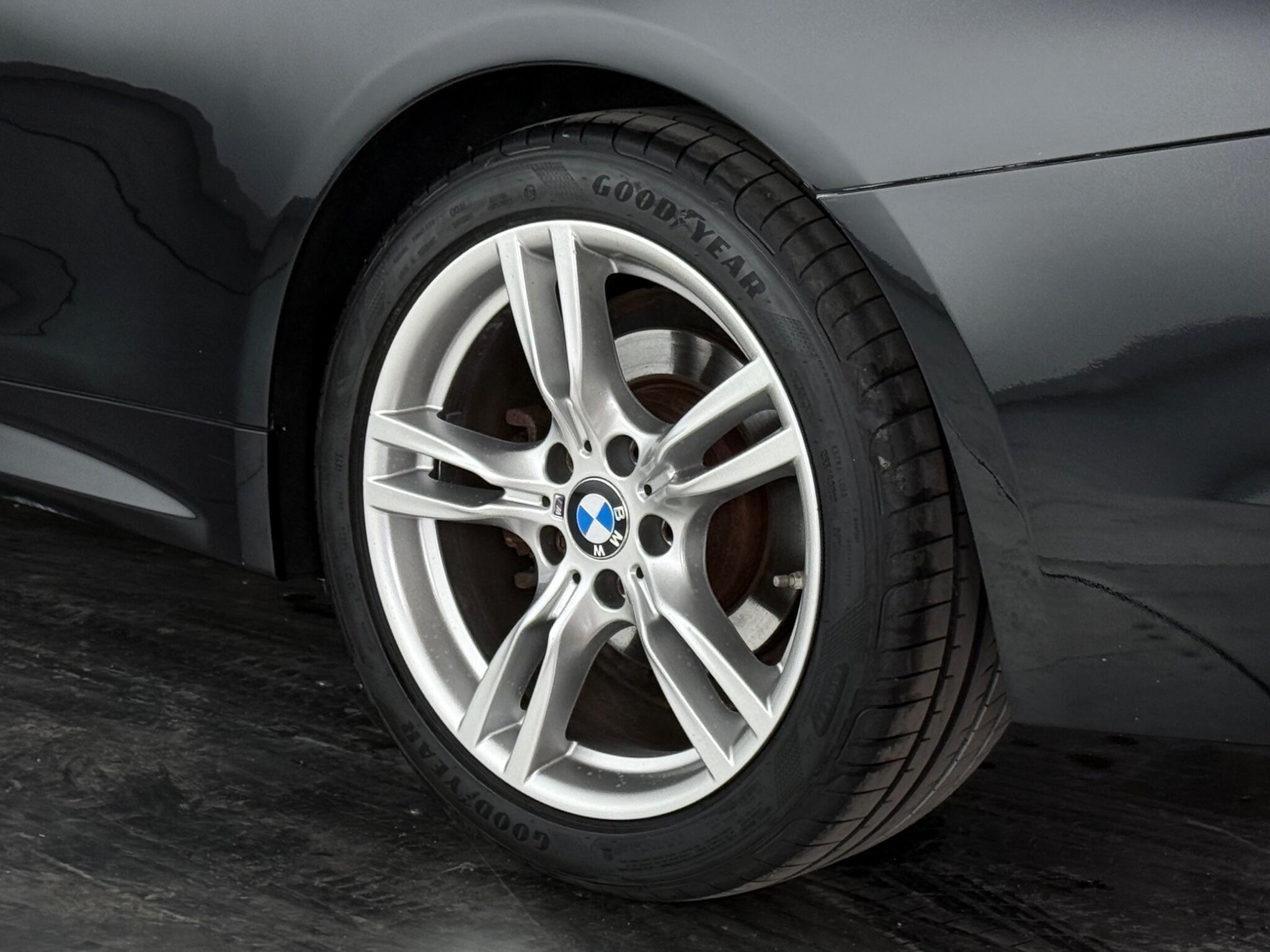 BMW 4 Series view 8