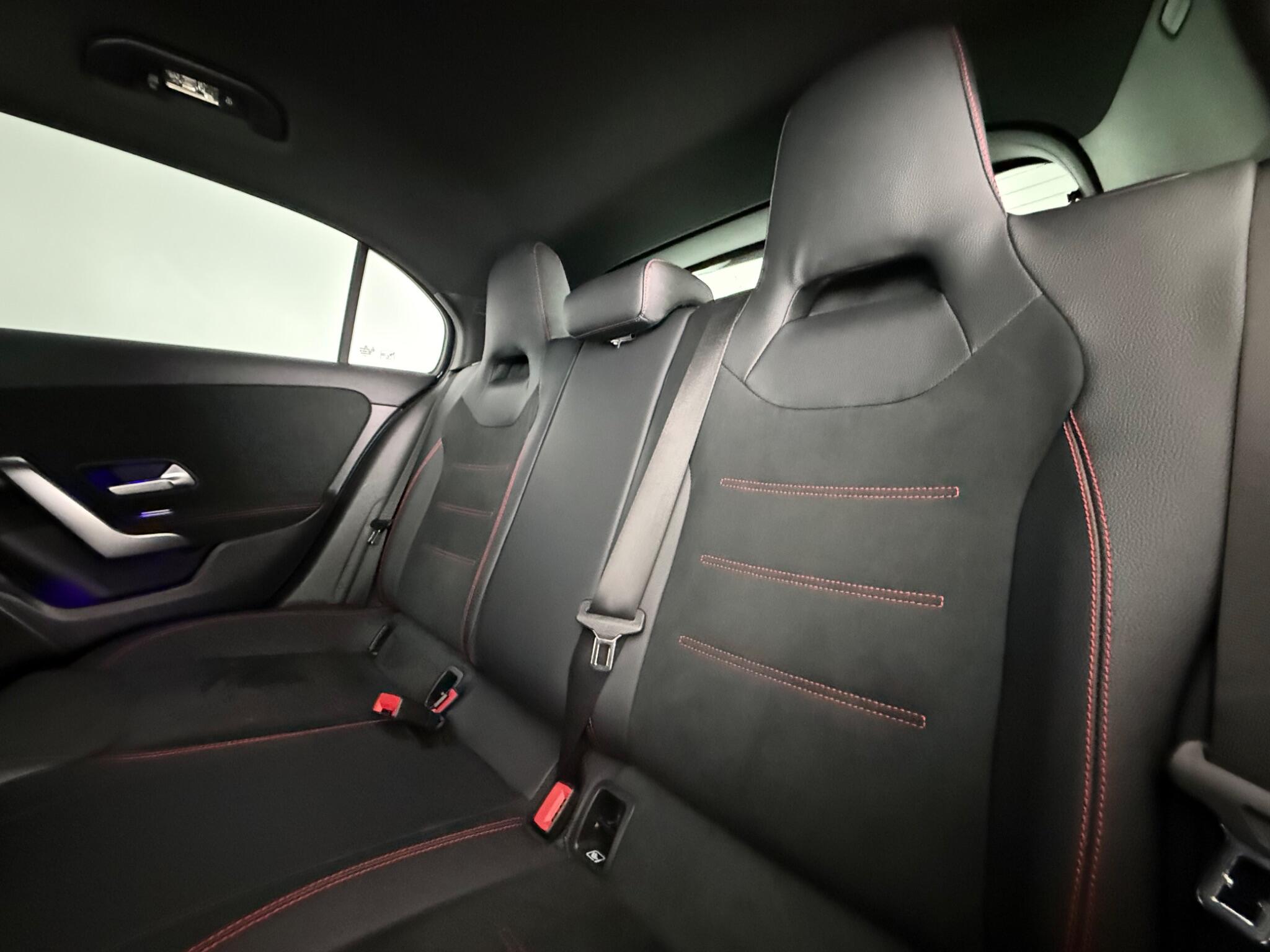 Mercedes-Benz A-Class view 33