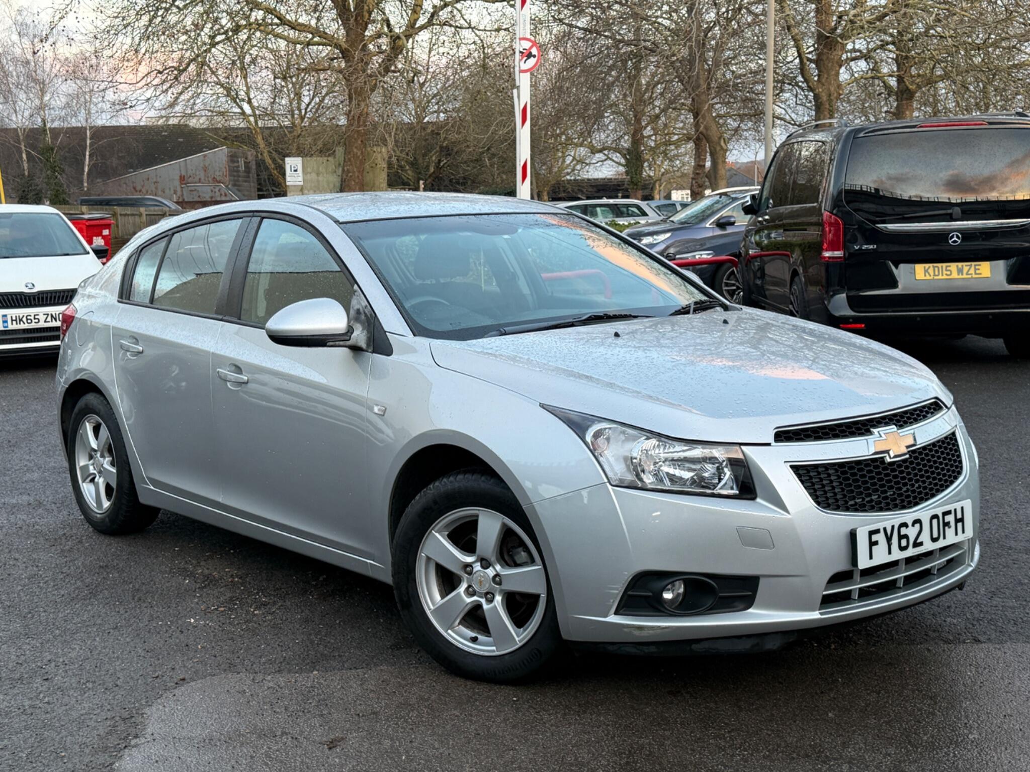 Chevrolet Cruze - Image 5