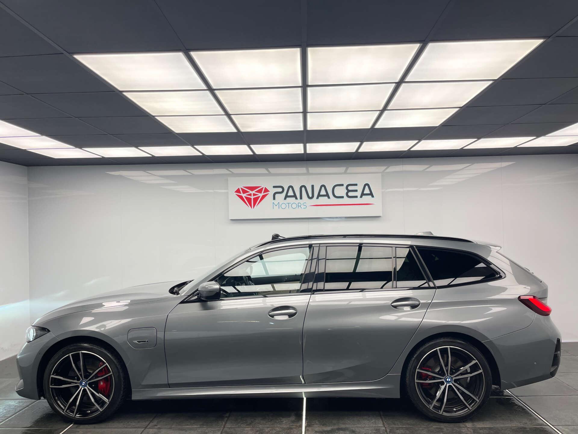 BMW 3 Series view 33