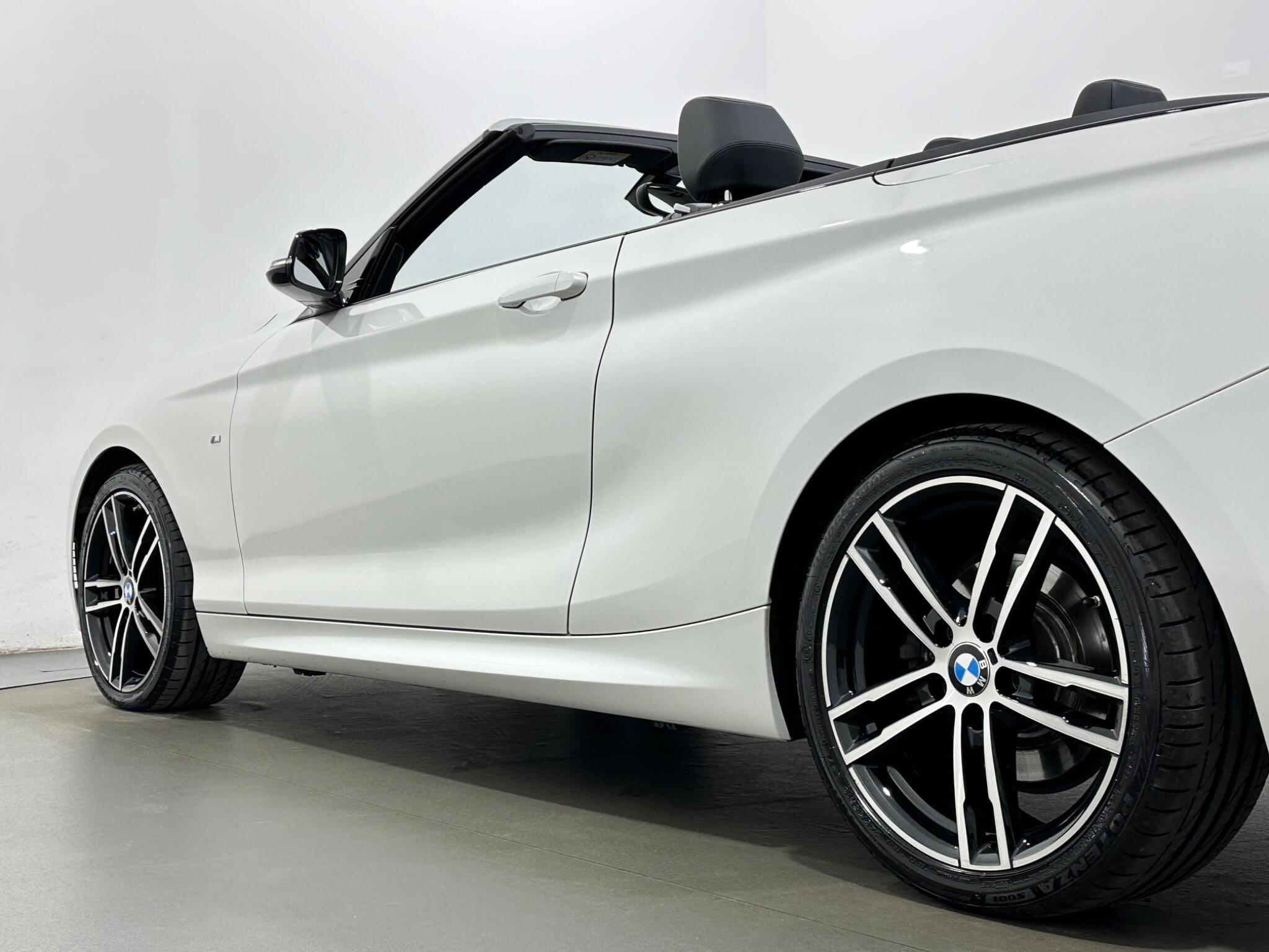 BMW 2 Series view 44