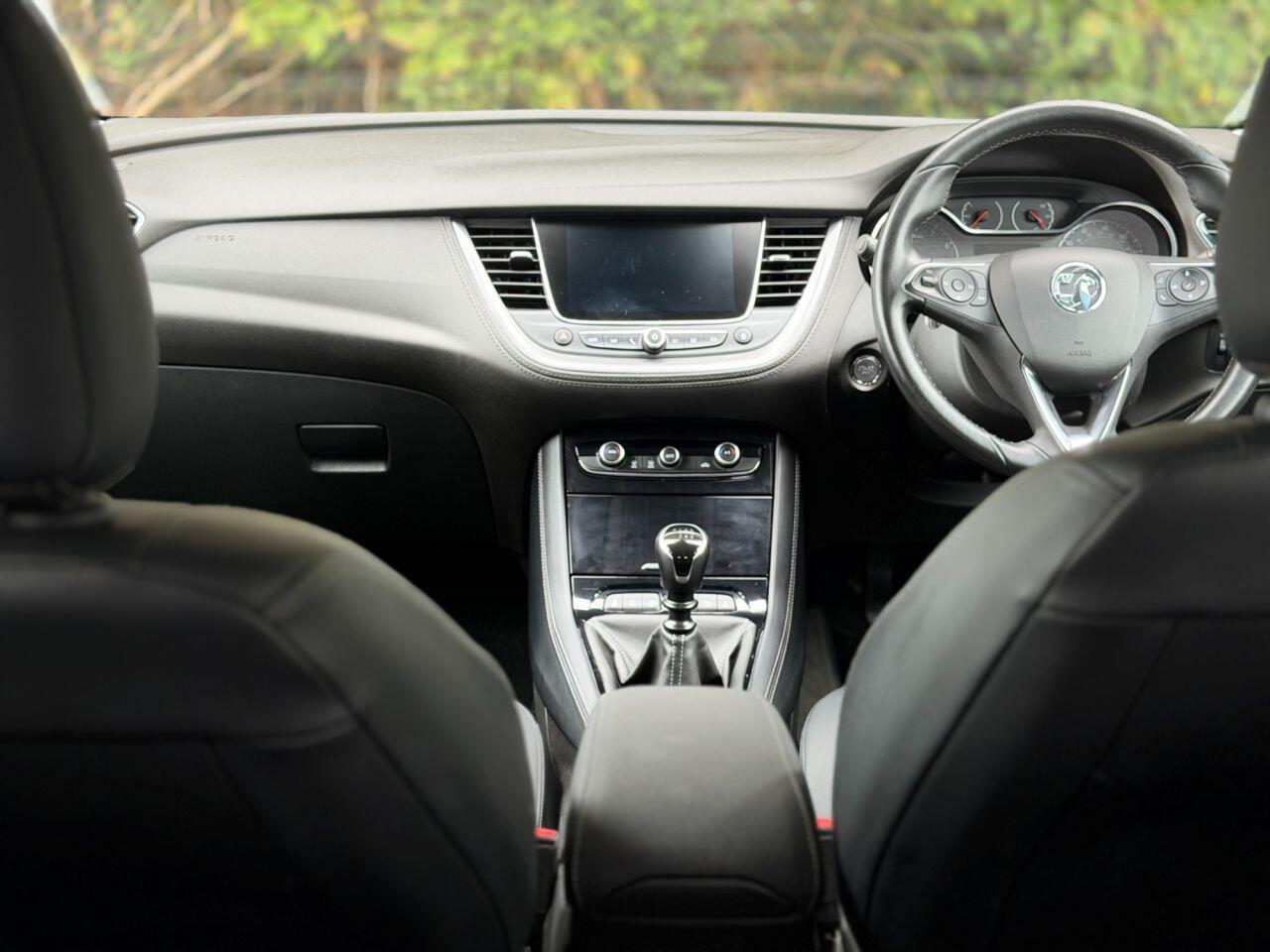 Vauxhall Grandland X view 7