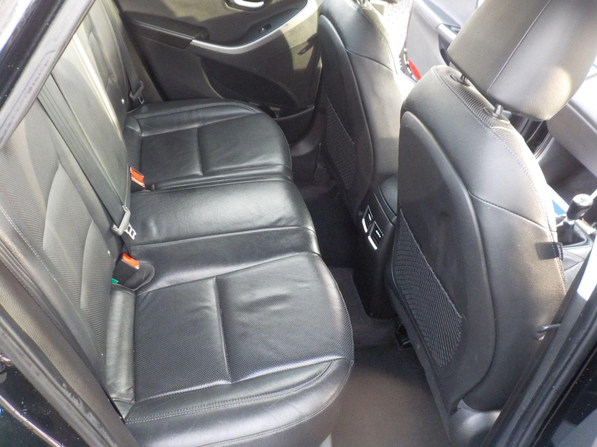 Hyundai i30 1.6 CRDi Blue Drive Premium Euro 6 (s/s) 5dr