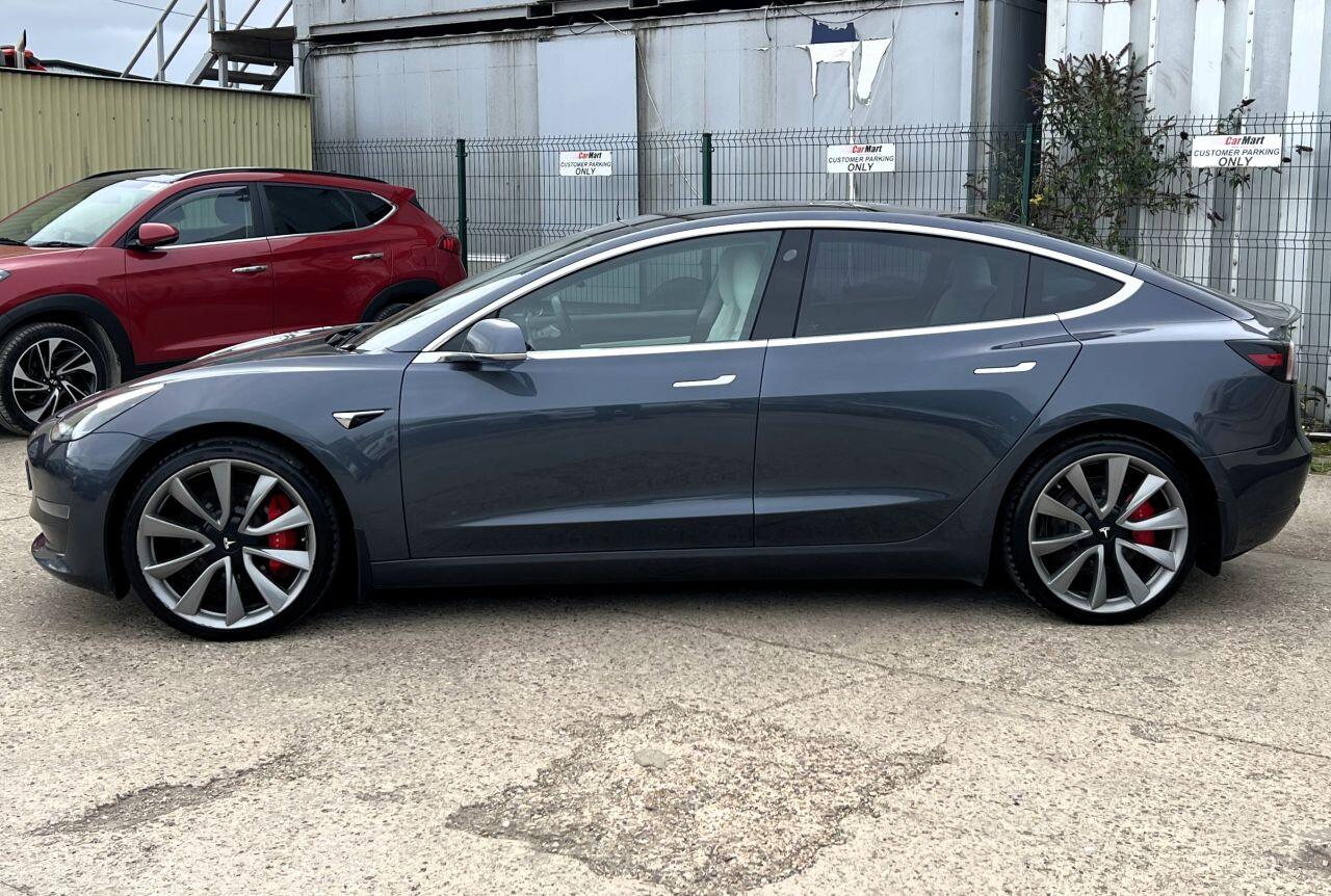 Tesla Model 3 view 9