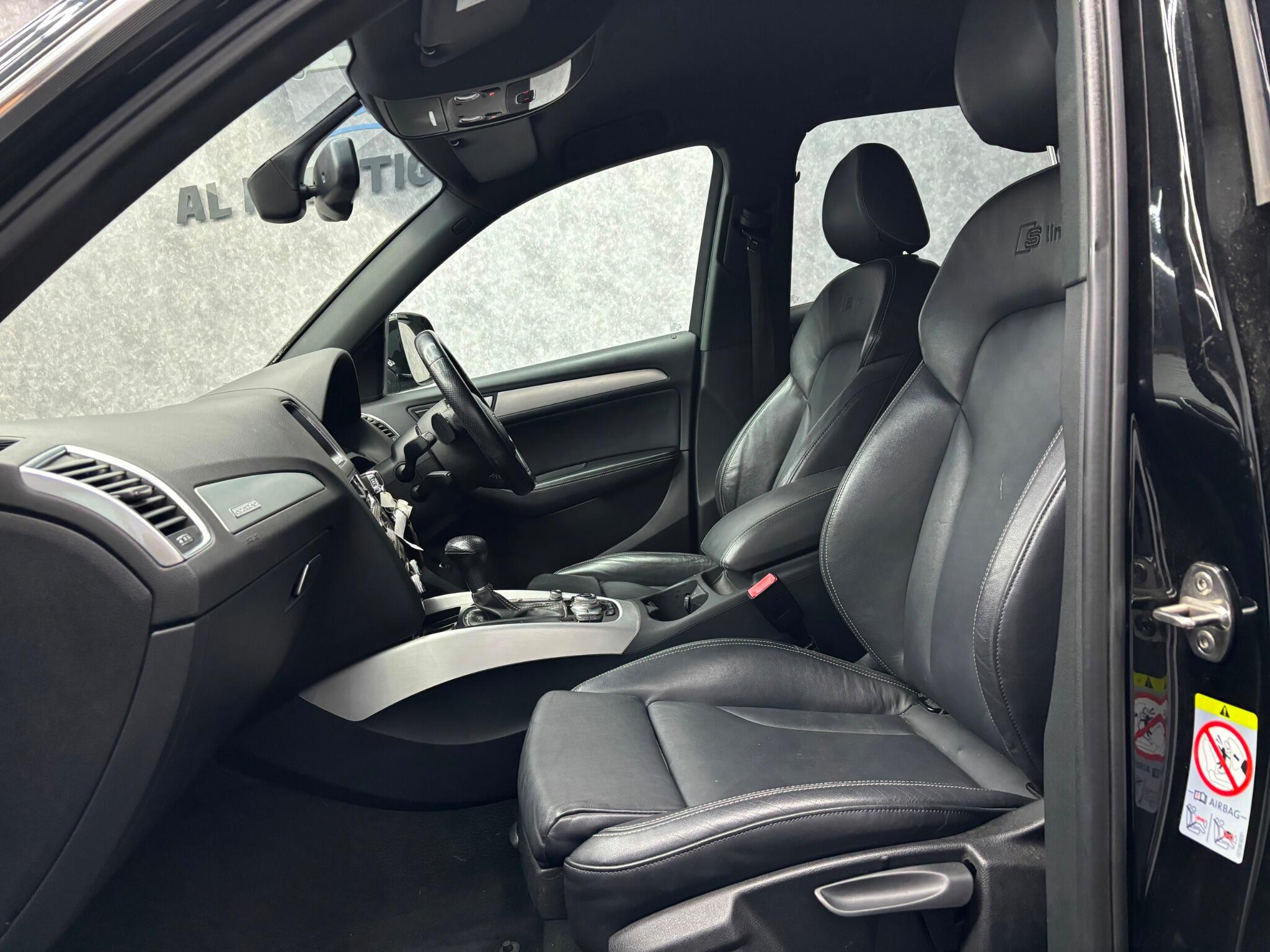Audi Q5 view 7