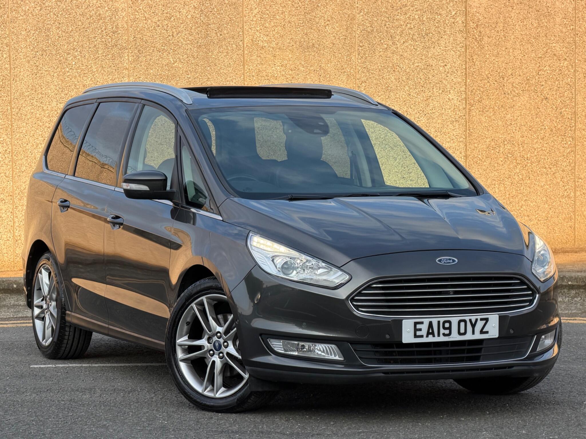 Ford Galaxy main image