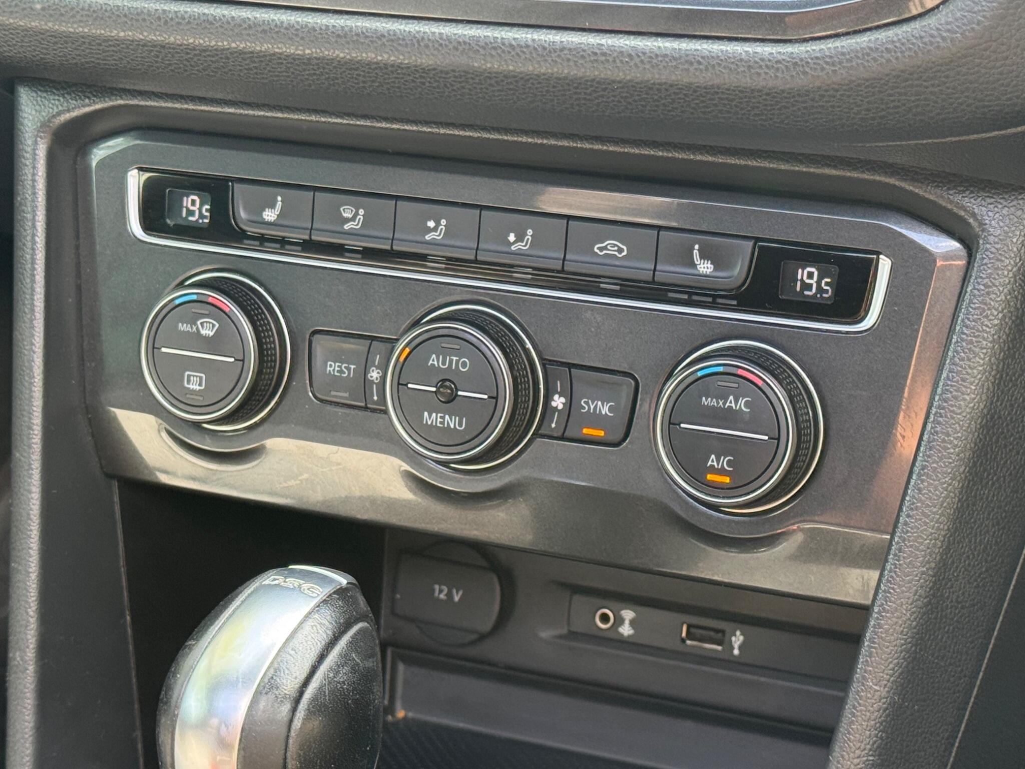 Volkswagen Tiguan view 33