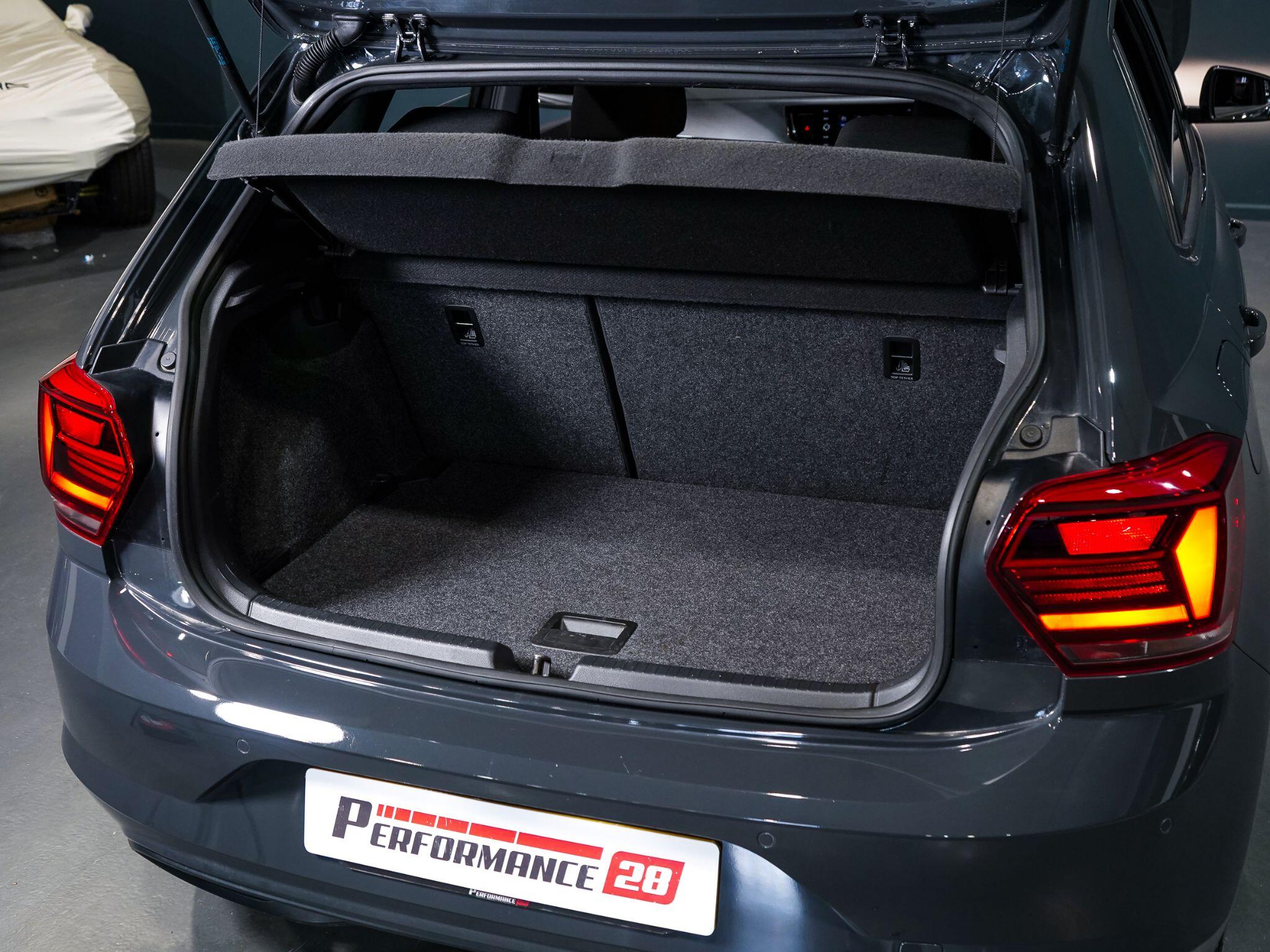 Volkswagen Polo view 27