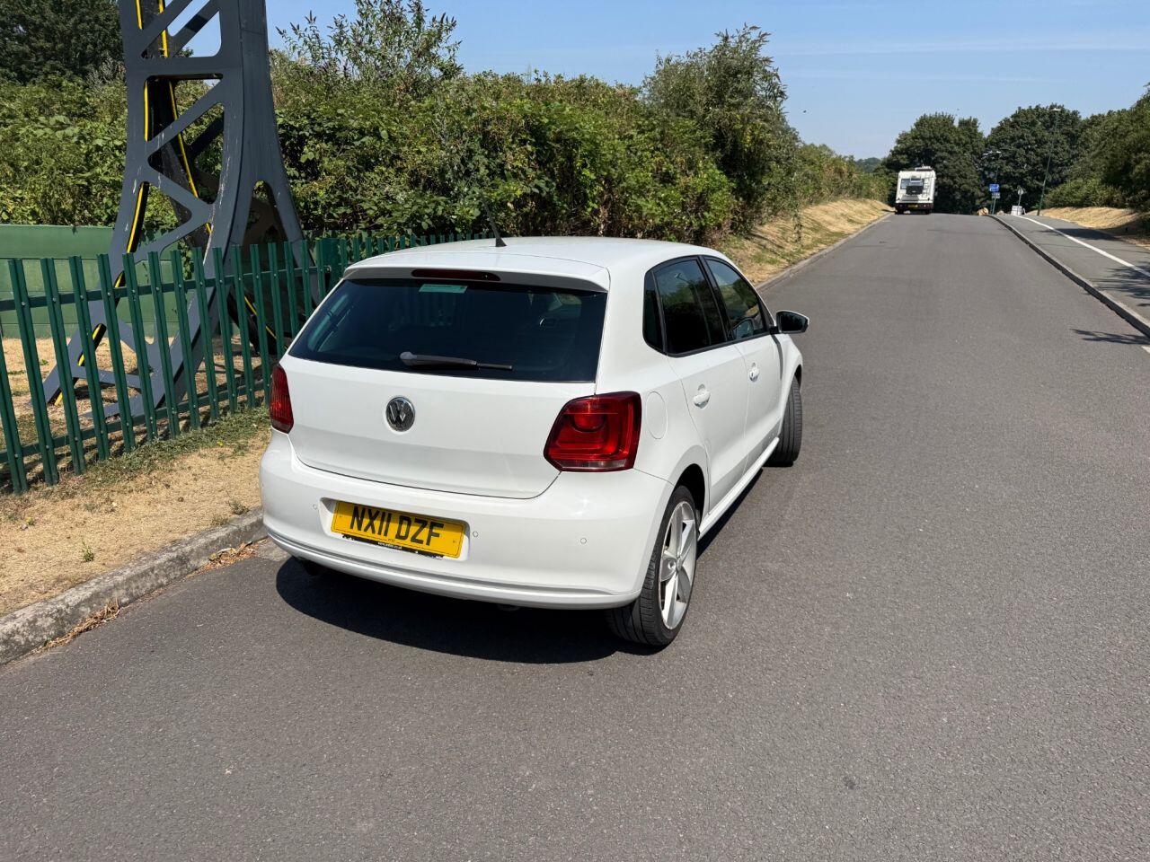Volkswagen Polo view 11