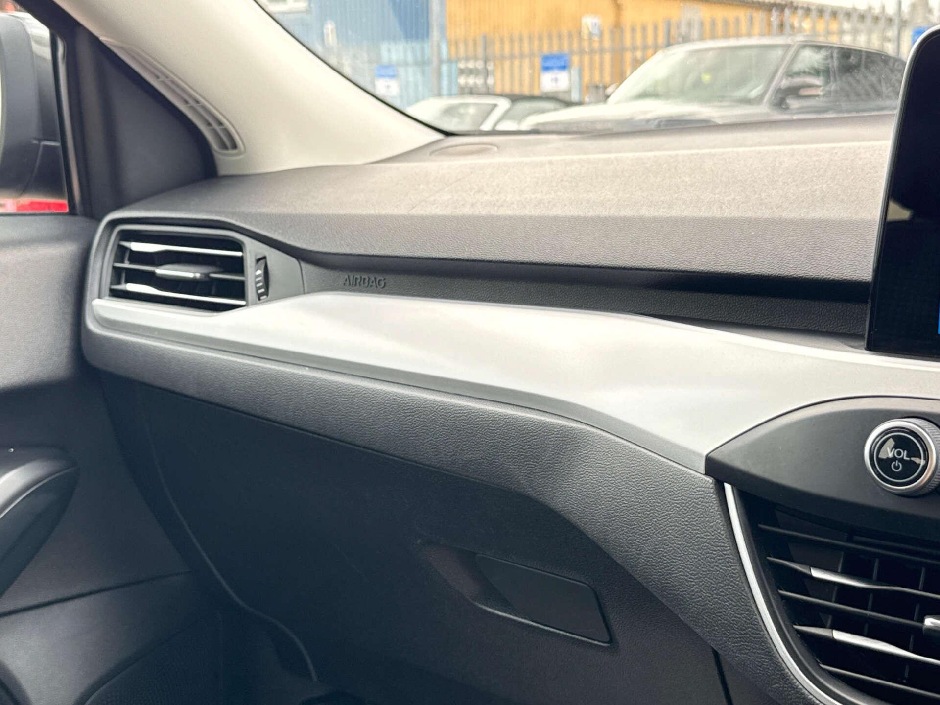 Ford Focus view 60