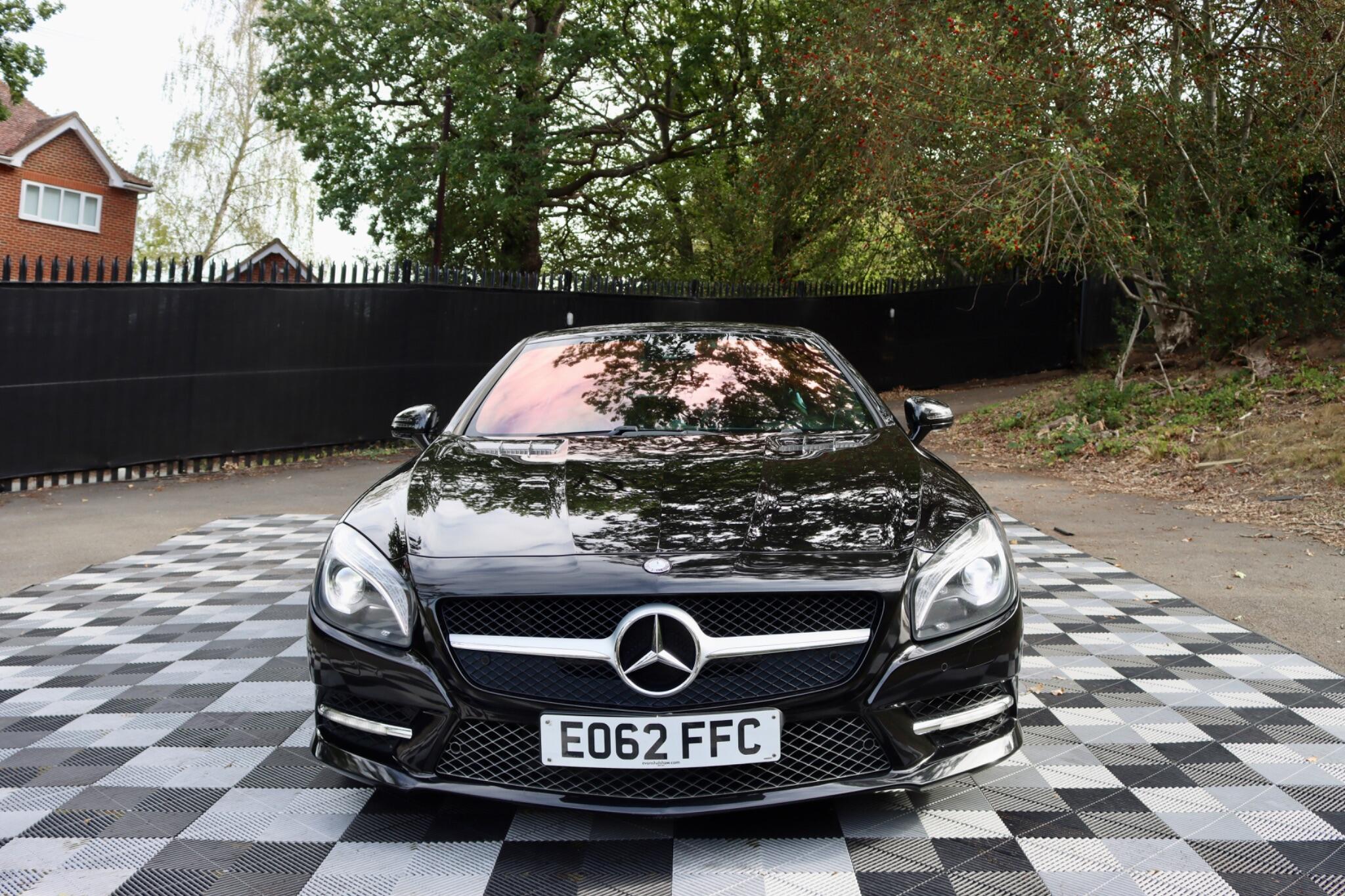 Mercedes-Benz SL view 61