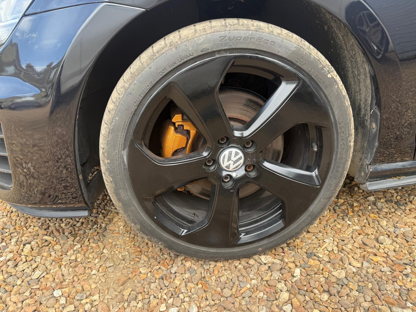Volkswagen Golf view 39