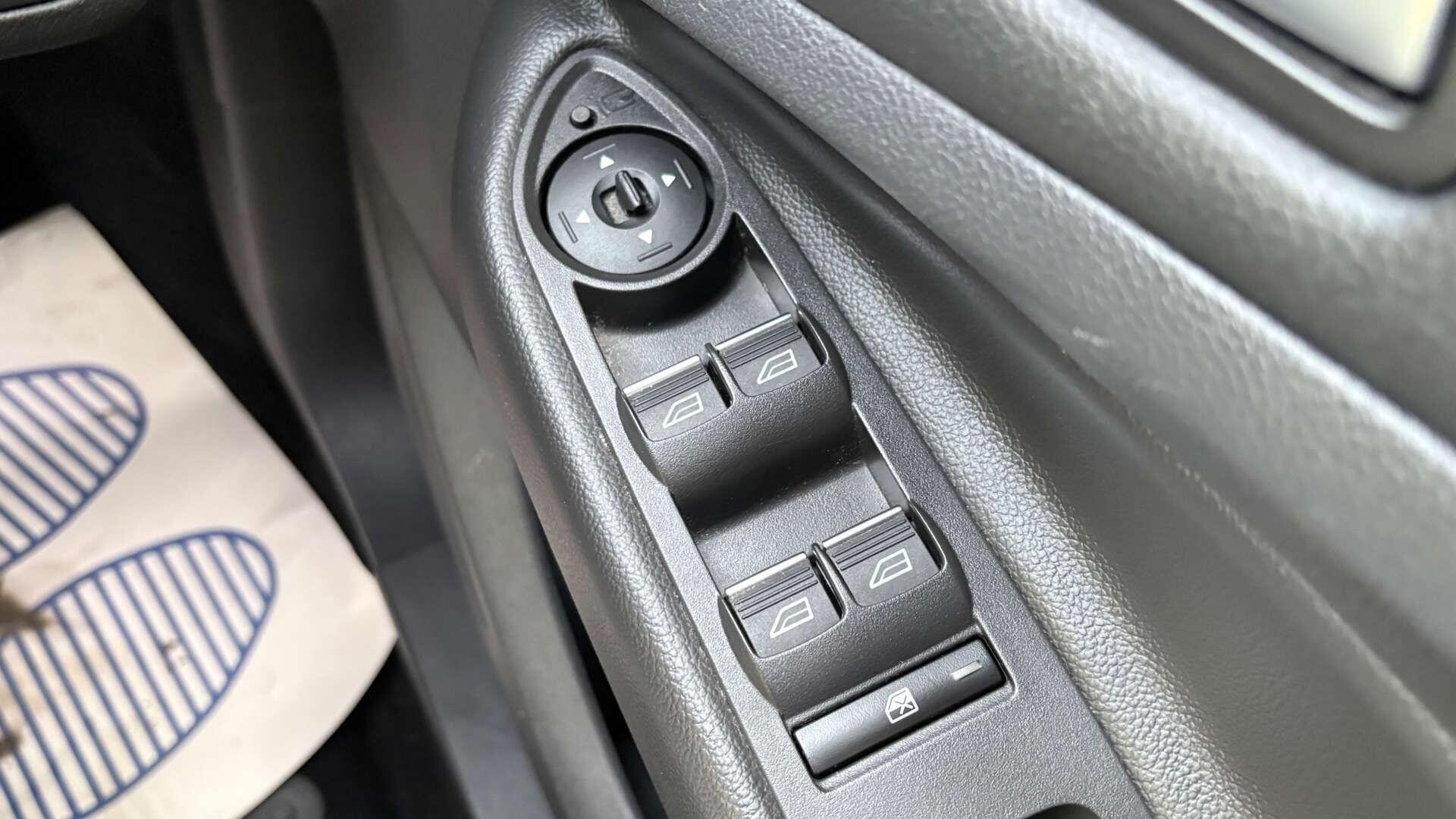 Ford Kuga view 23