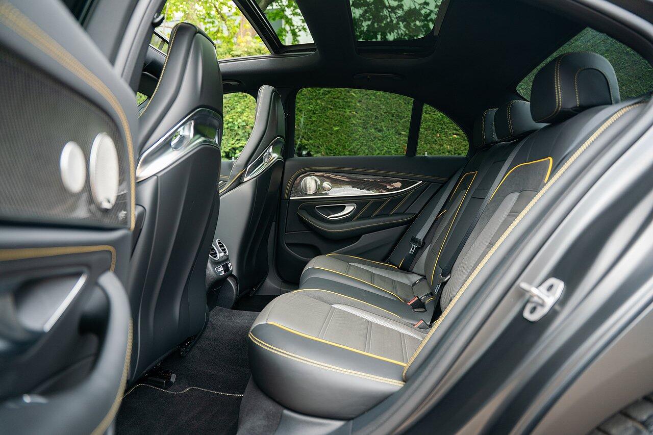 Mercedes-Benz E-Class view 41