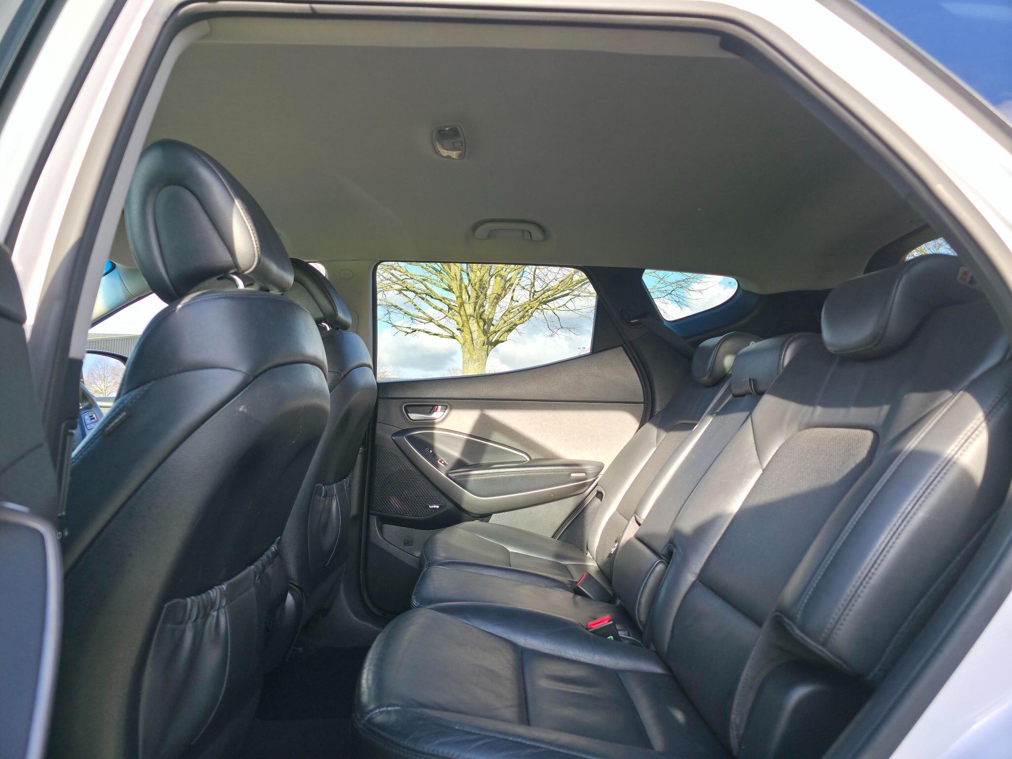 Hyundai Santa Fe view 27