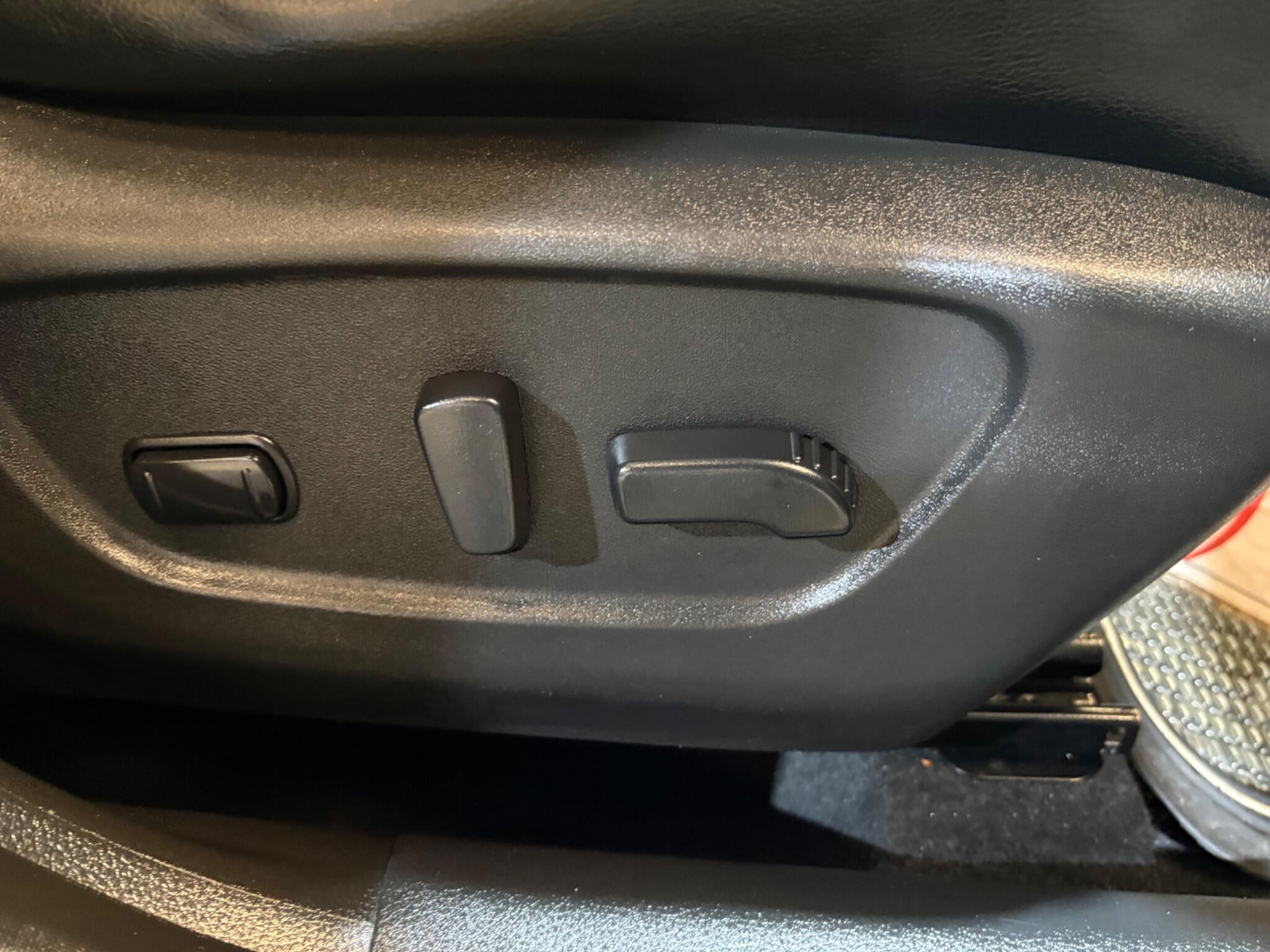 Nissan X-Trail view 65