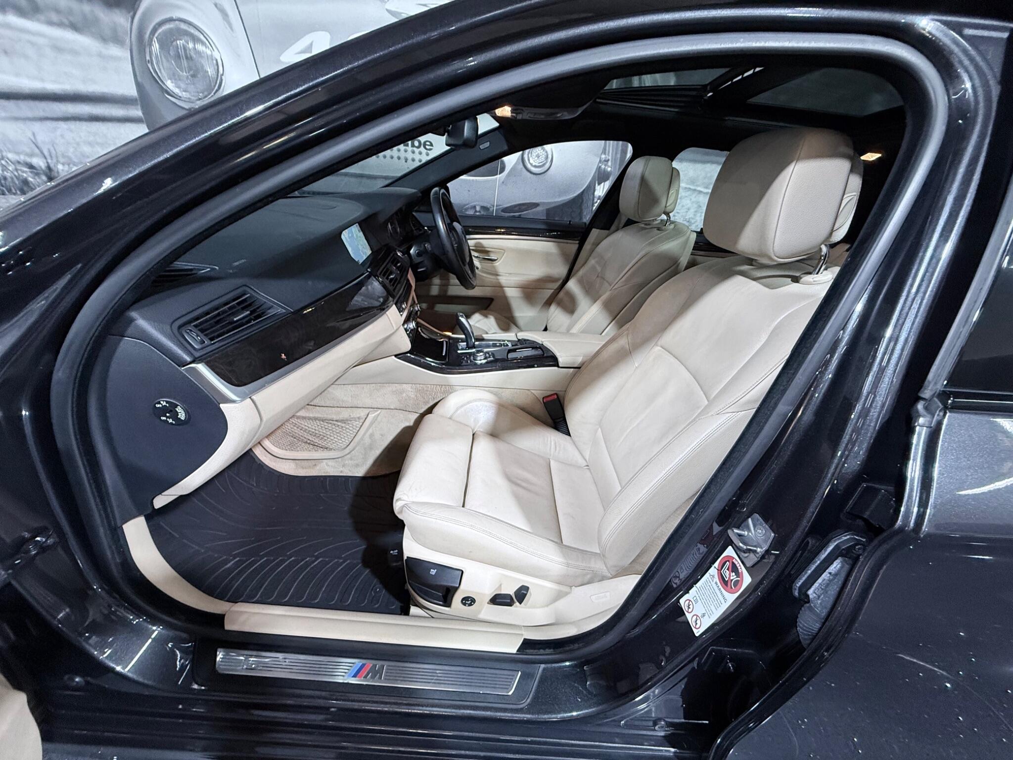 BMW 5 Series view 7