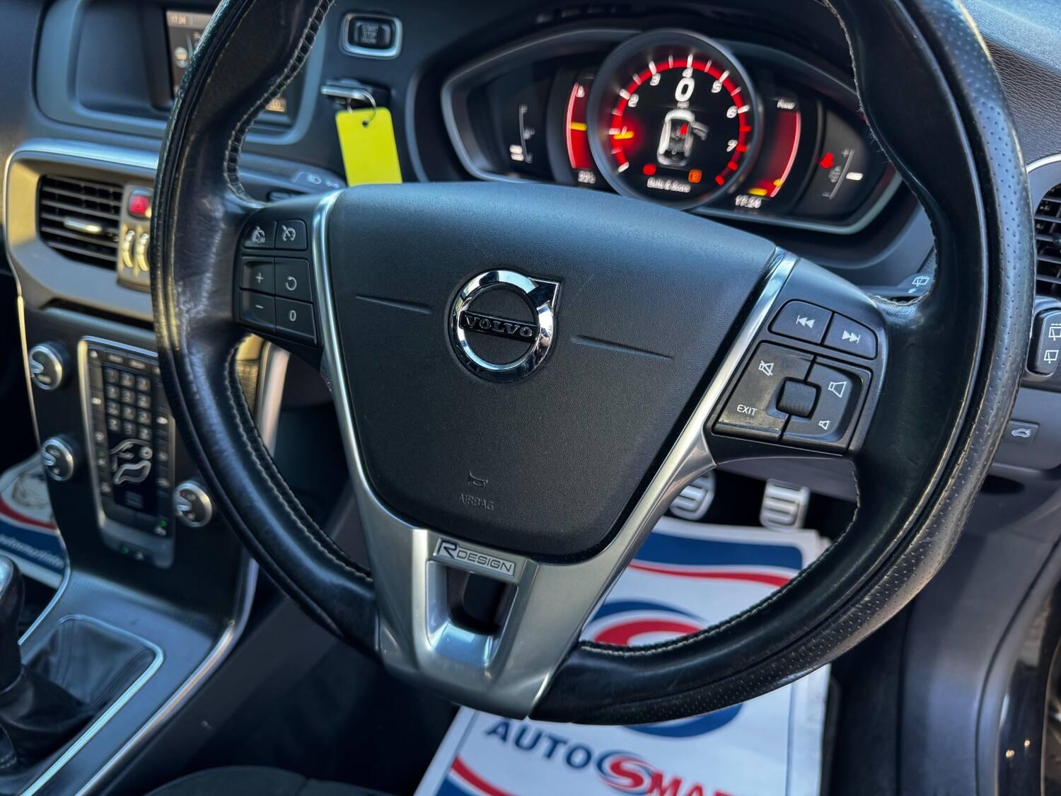 Volvo V40 view 24