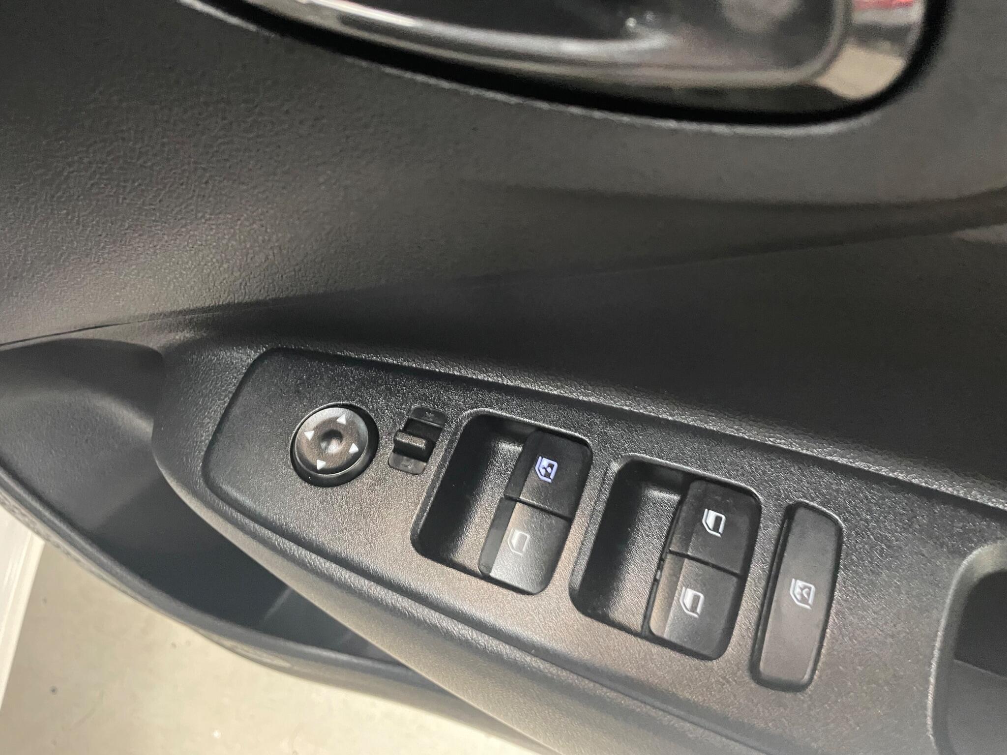 Hyundai I10 view 23