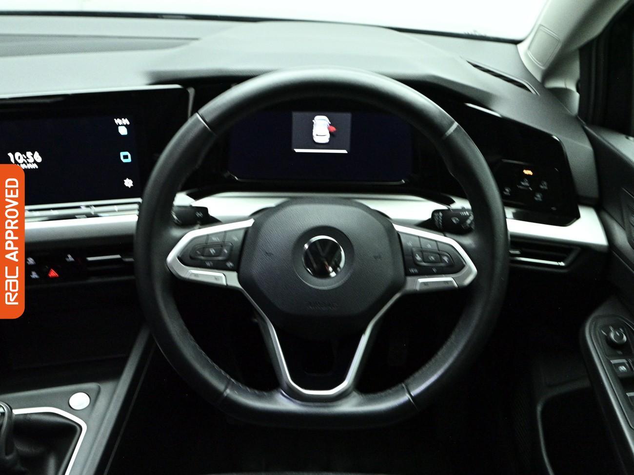 Volkswagen Golf view 9