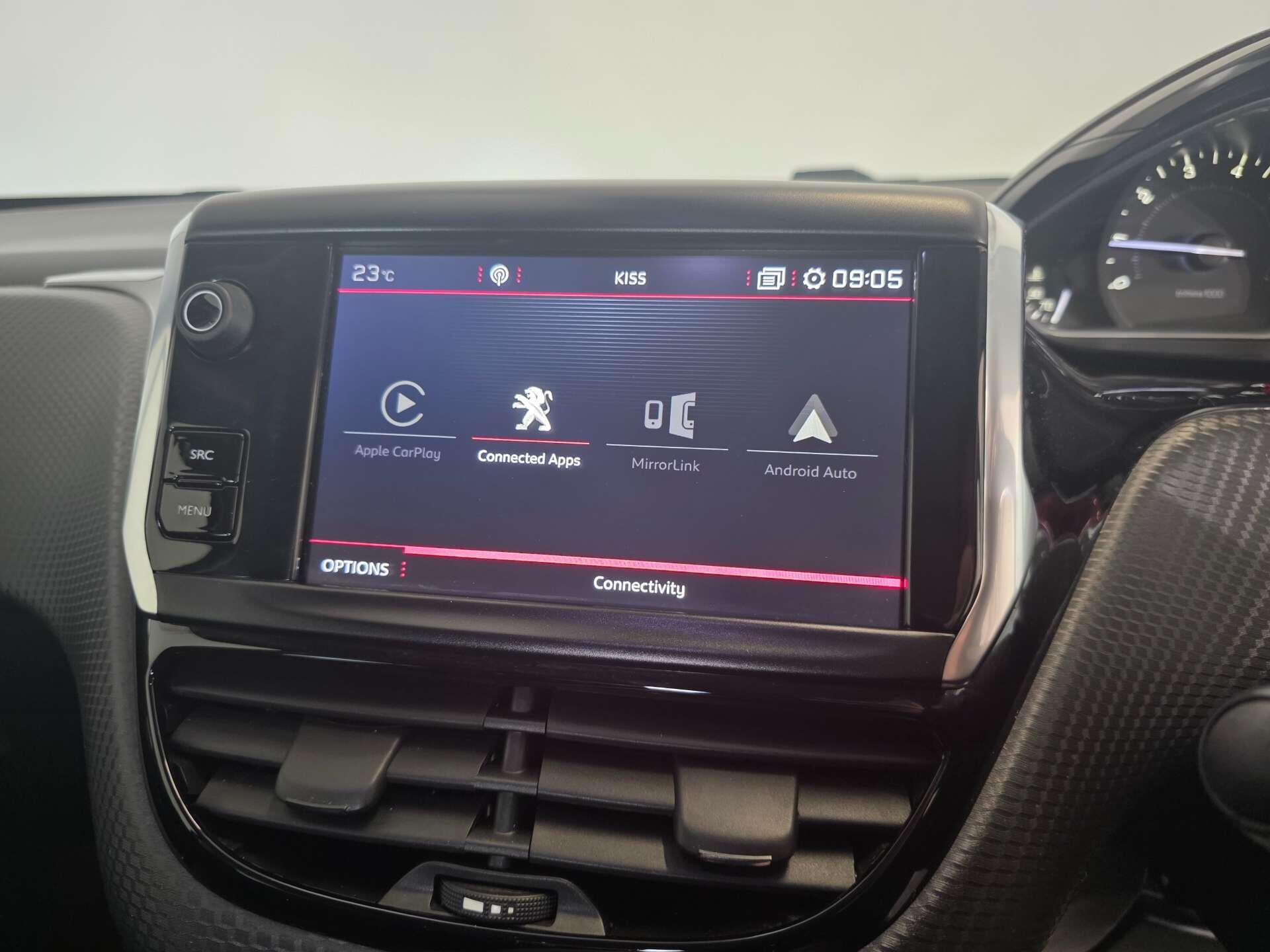 Peugeot 208 view 31