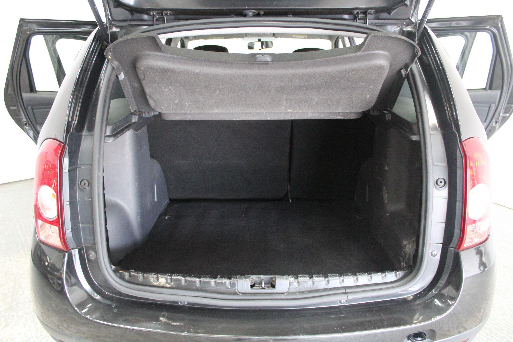 Dacia Duster view 23