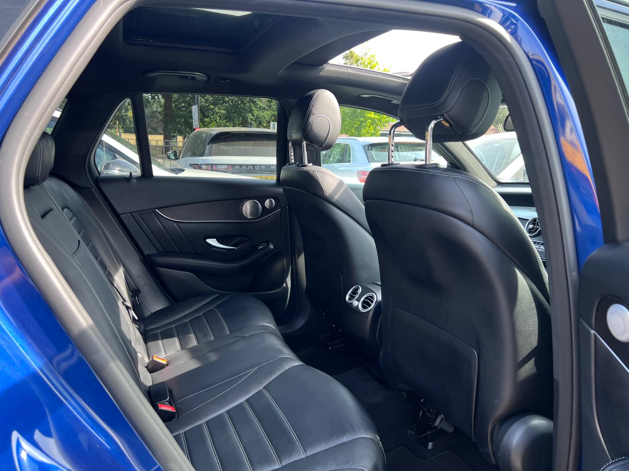 Mercedes-Benz GLC view 32