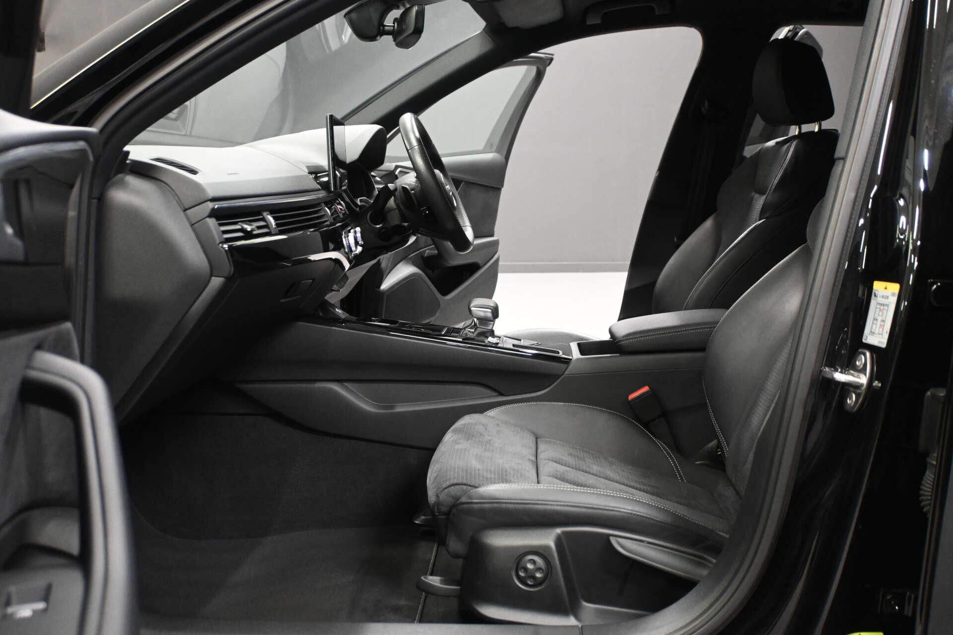 Audi A4 view 49