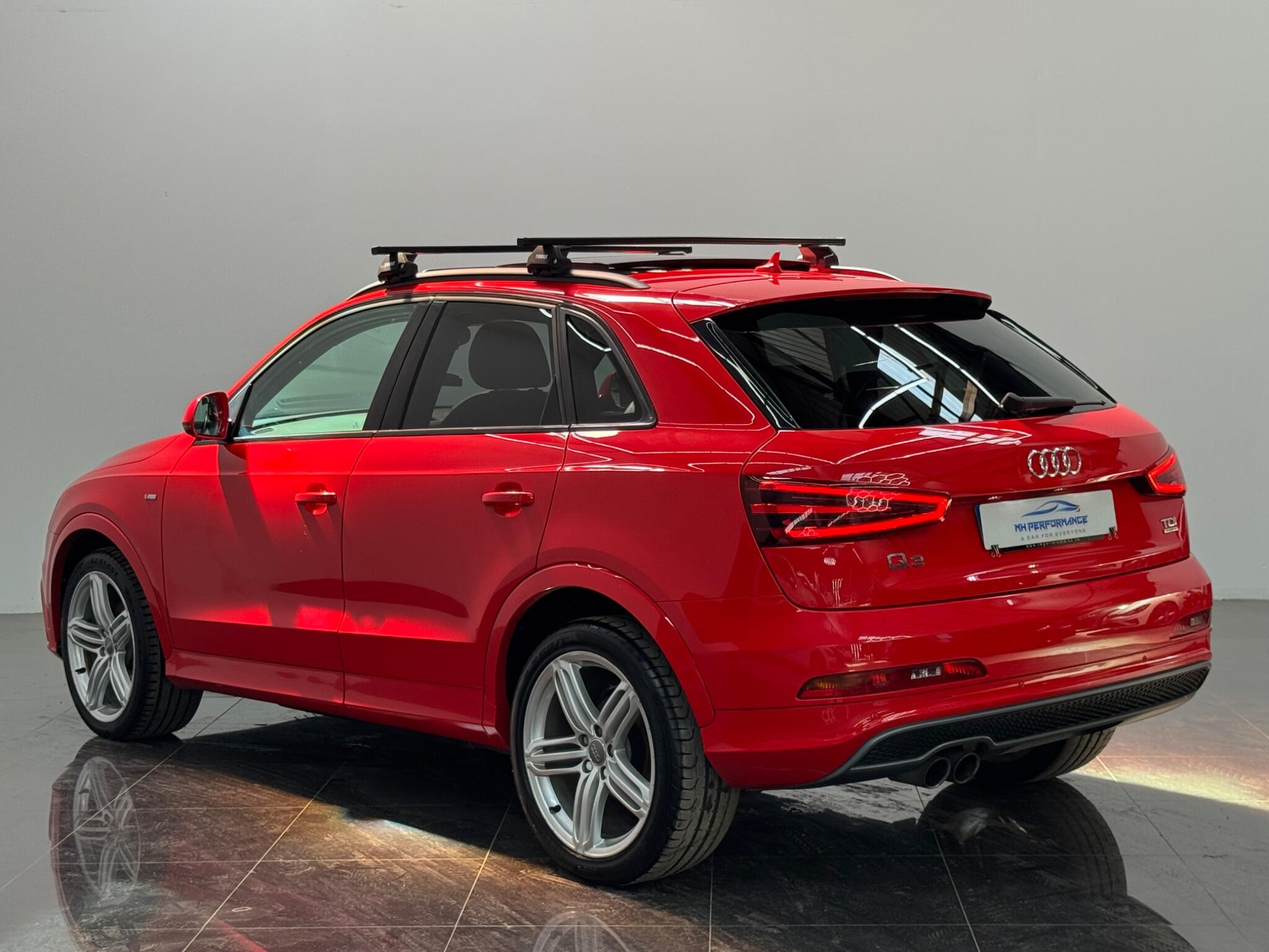 Audi Q3 view 59