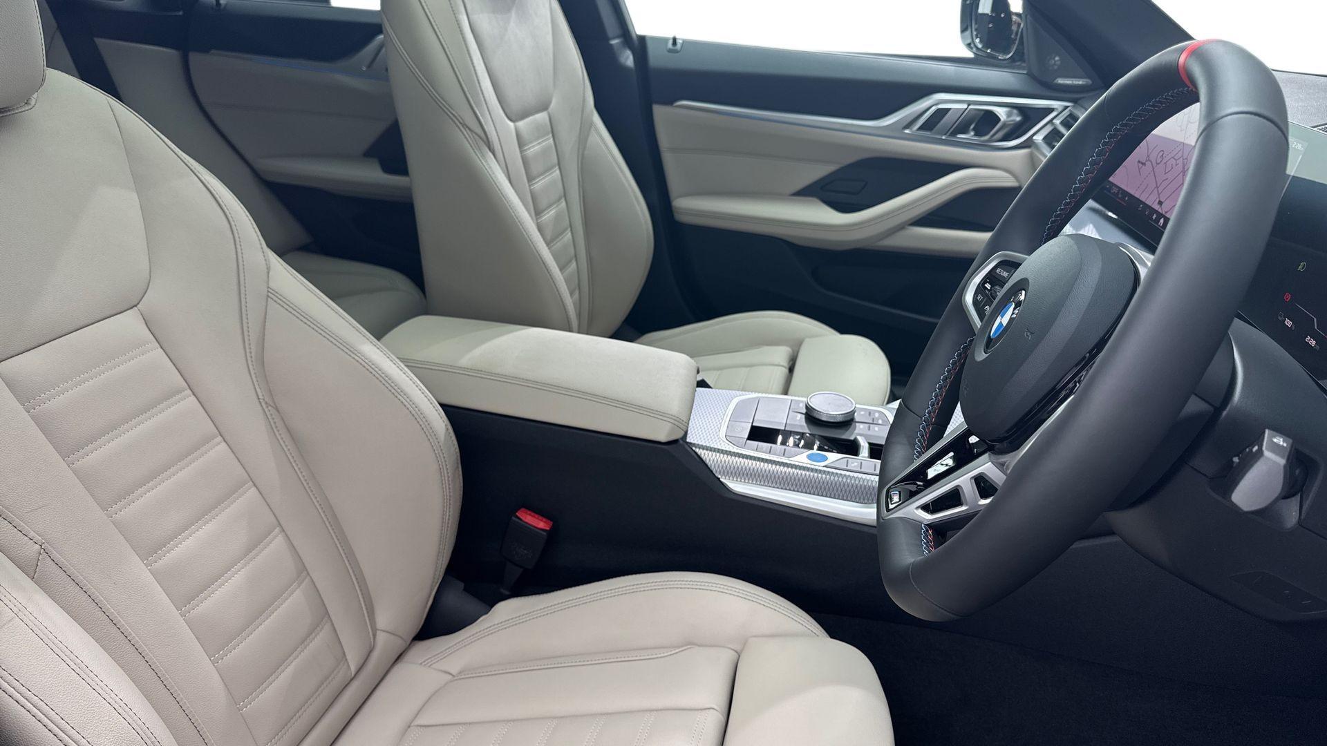 BMW i4 view 11