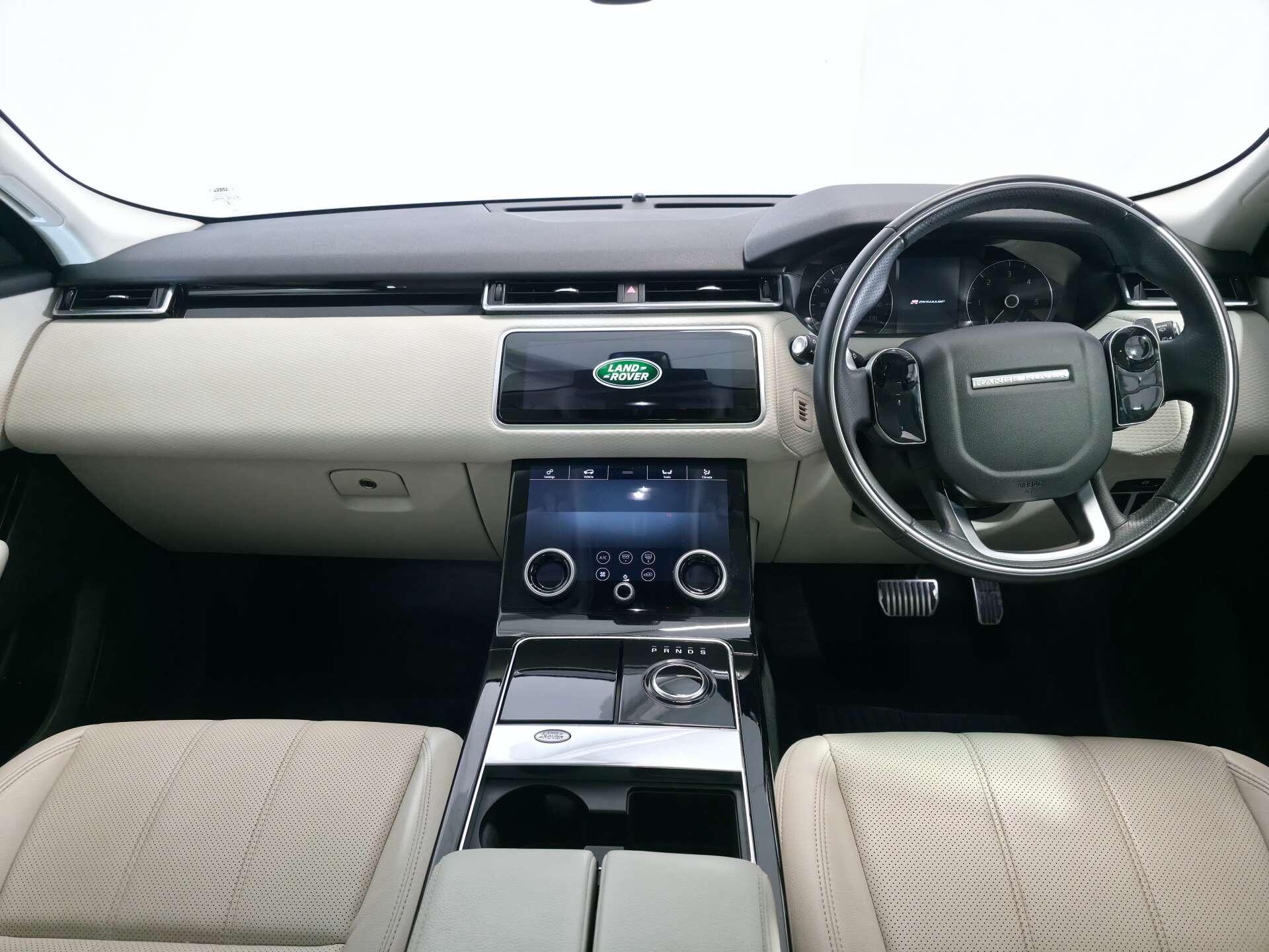 Land Rover Range Rover Velar view 9