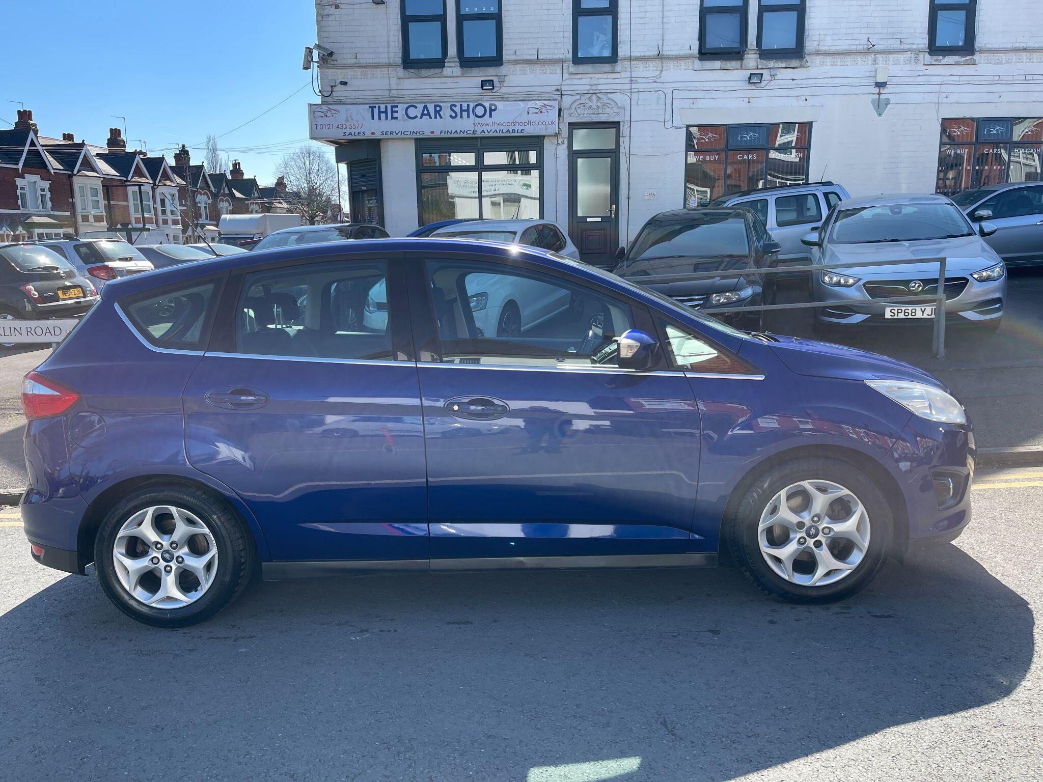 Ford C-Max view 12