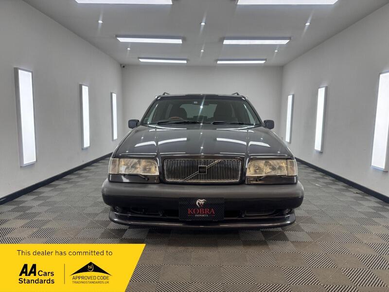 1996 Volvo 850 image 1