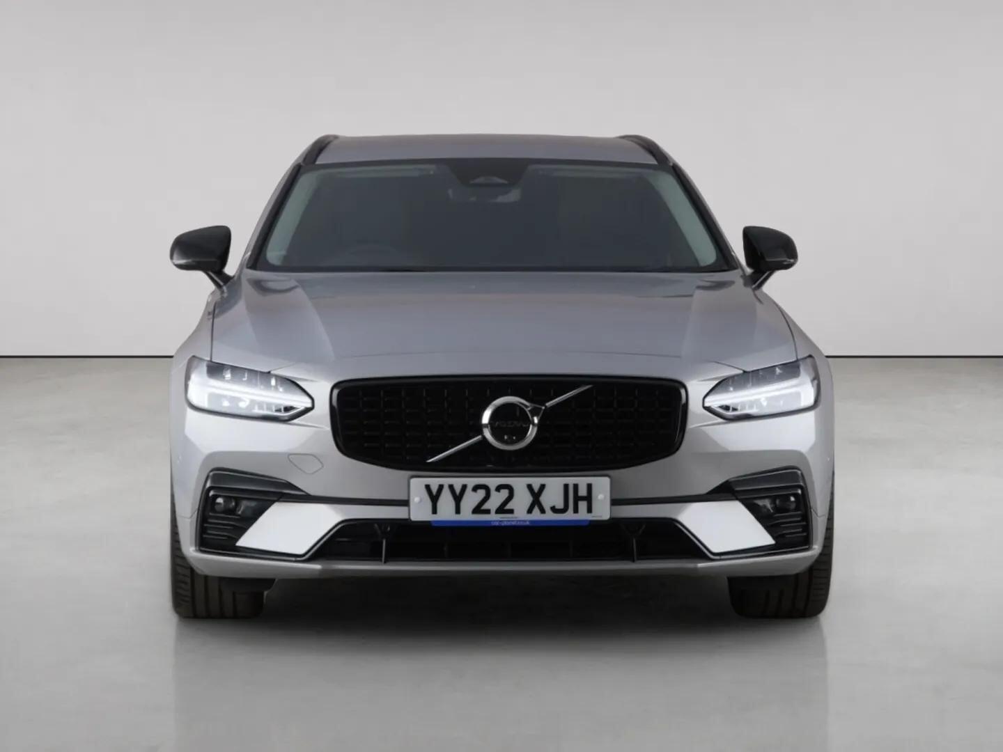 Volvo V90 view 6