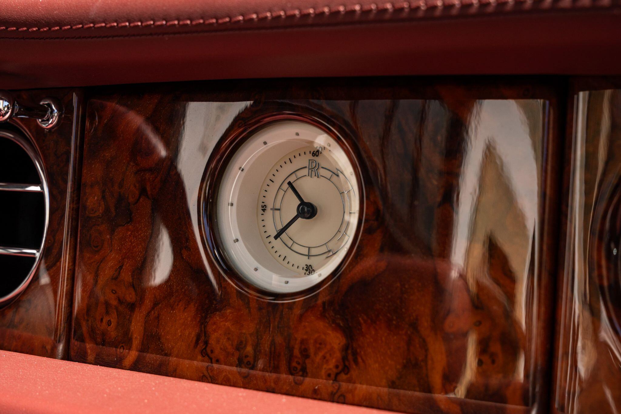 Rolls-Royce Phantom view 52
