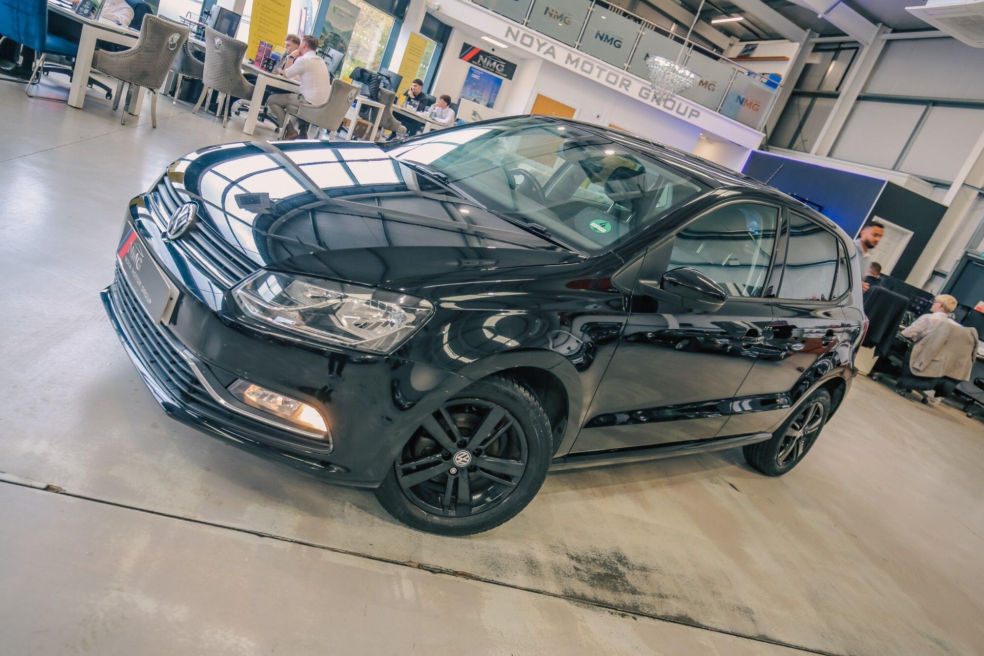 Volkswagen Polo view 5